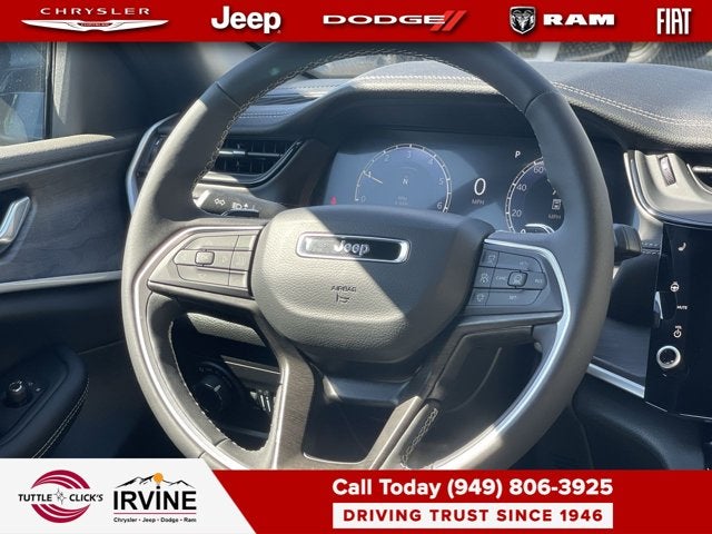 2026 Jeep Grand Cherokee Laredo Altitude