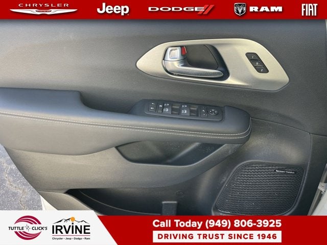 2024 Chrysler Pacifica Limited