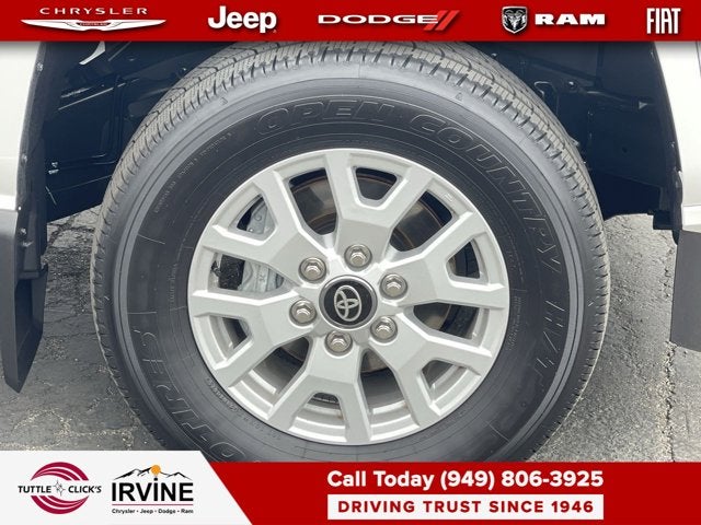 2025 Toyota Tacoma 4WD SR5