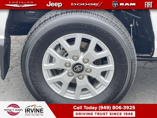 2025 Toyota Tacoma 4WD SR5