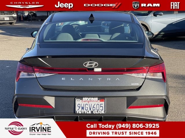 2025 Hyundai Elantra Hybrid SEL Sport