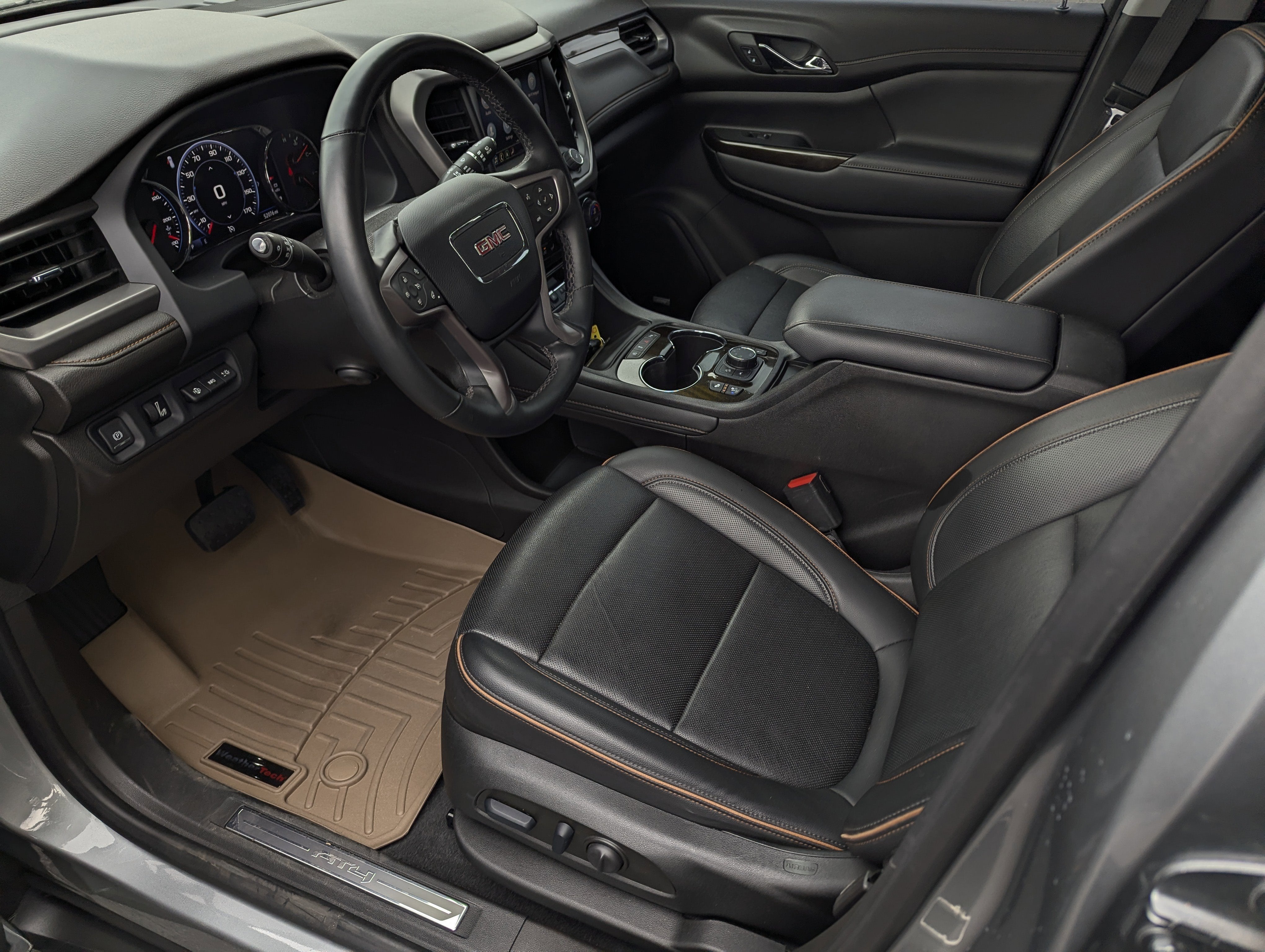 2023 GMC Acadia AT4