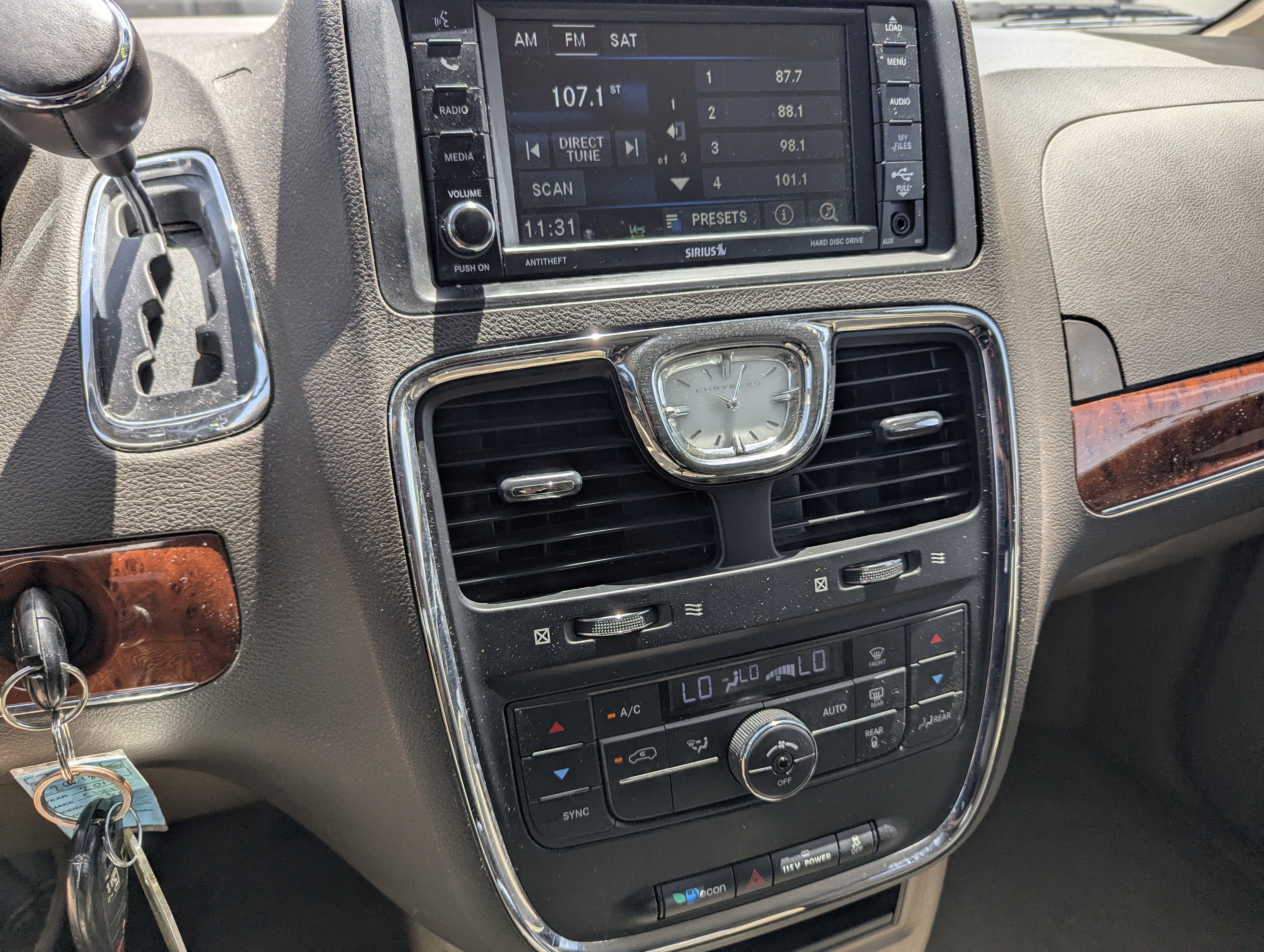 2013 Chrysler Town & Country Touring