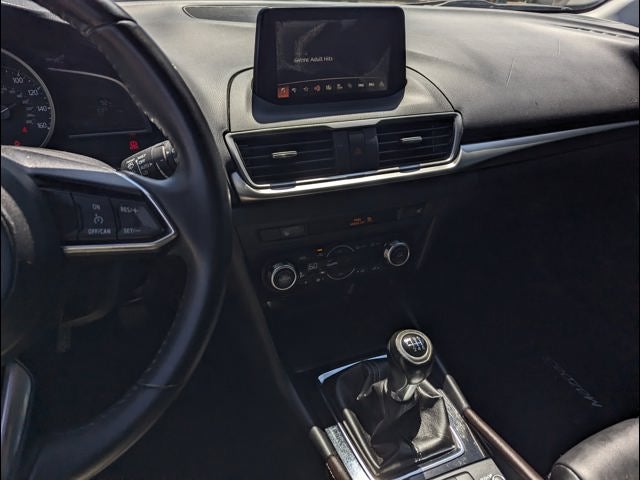 2018 Mazda Mazda3 5-Door Touring