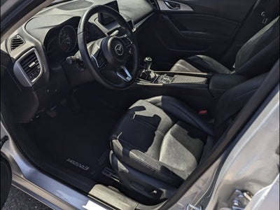2018 Mazda Mazda3 5-Door Touring