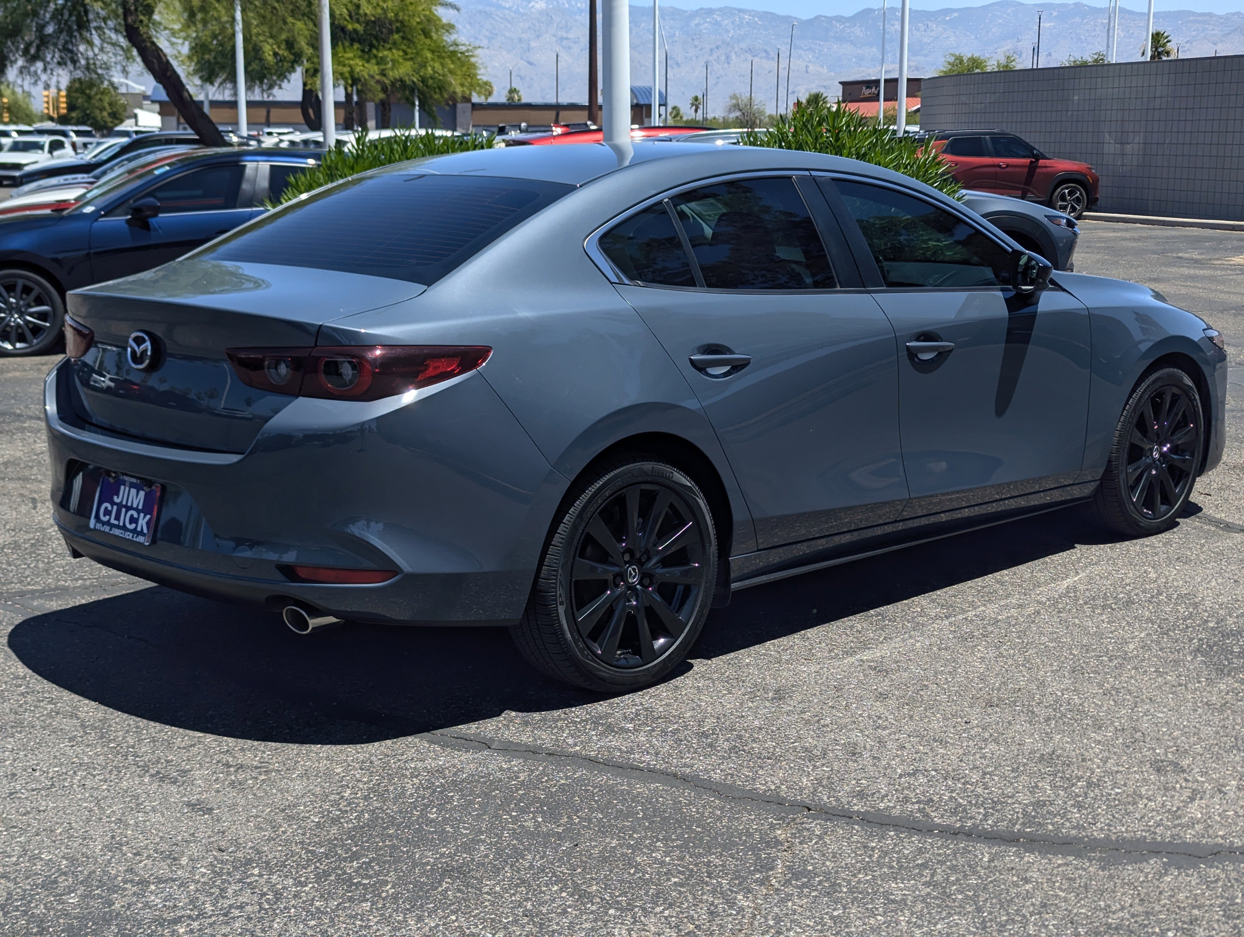 2023 Mazda Mazda3 Sedan 2.5 S Carbon Edition
