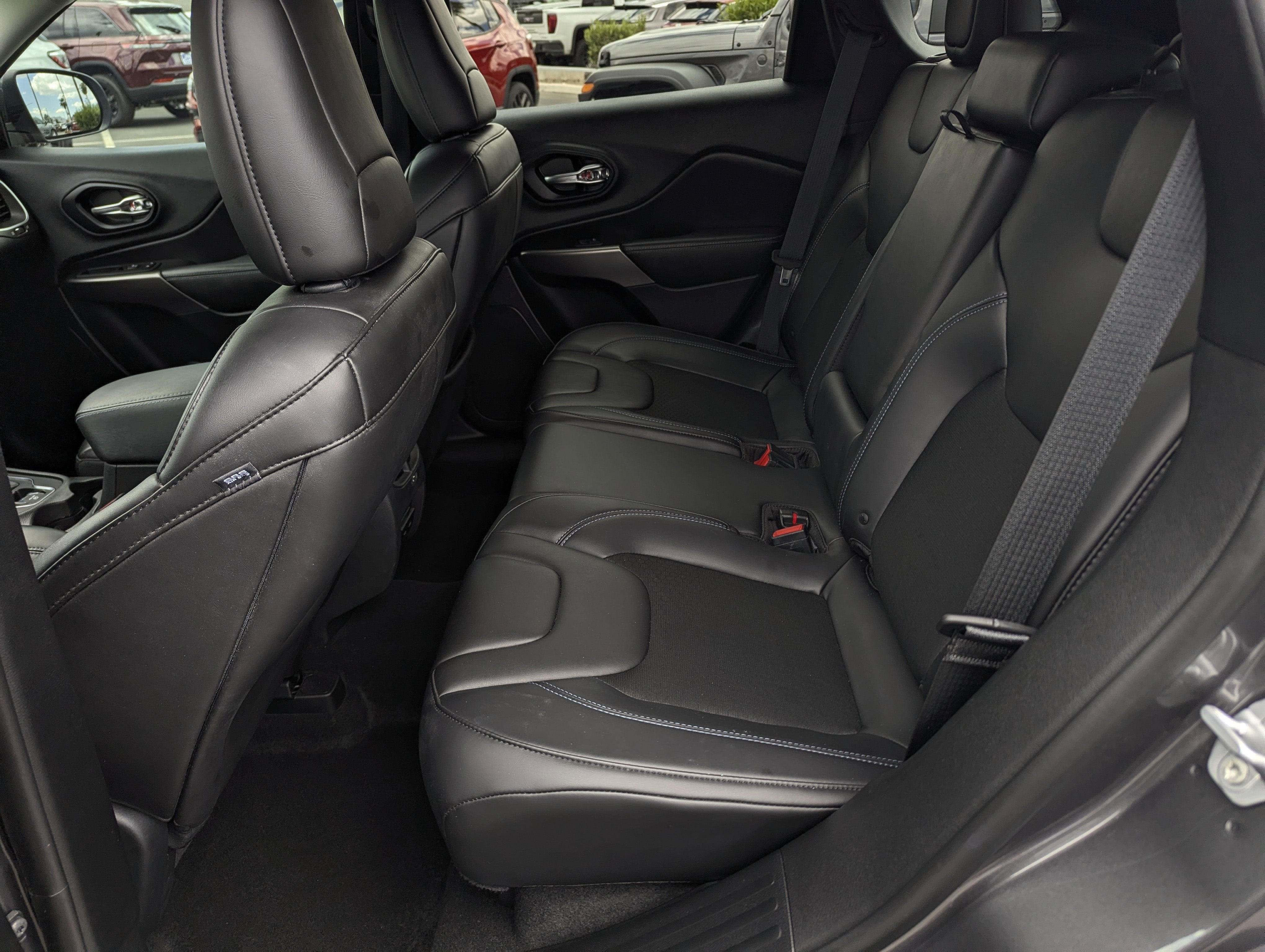 2019 Jeep Cherokee Latitude Plus FWD