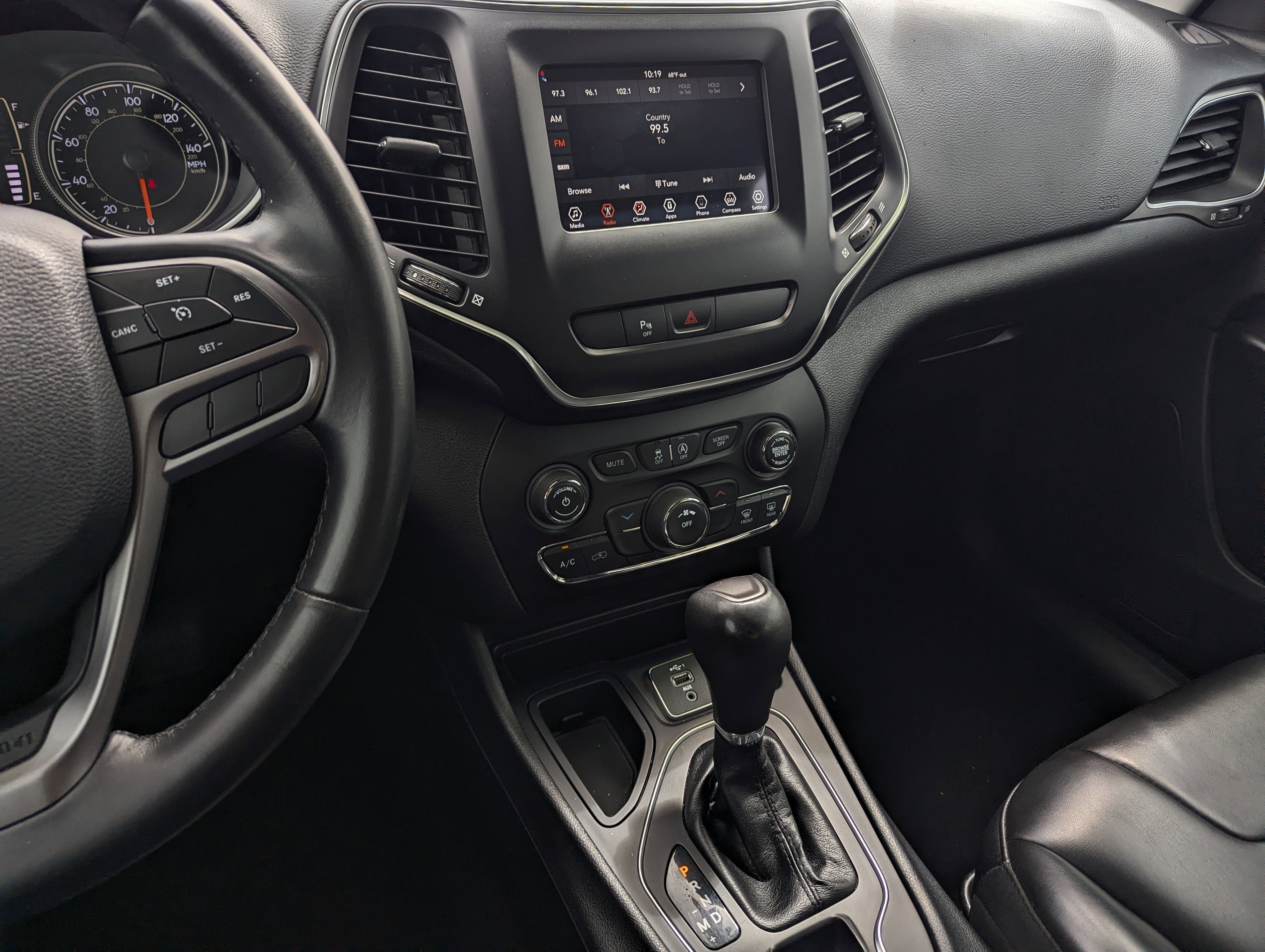 2019 Jeep Cherokee Latitude Plus FWD
