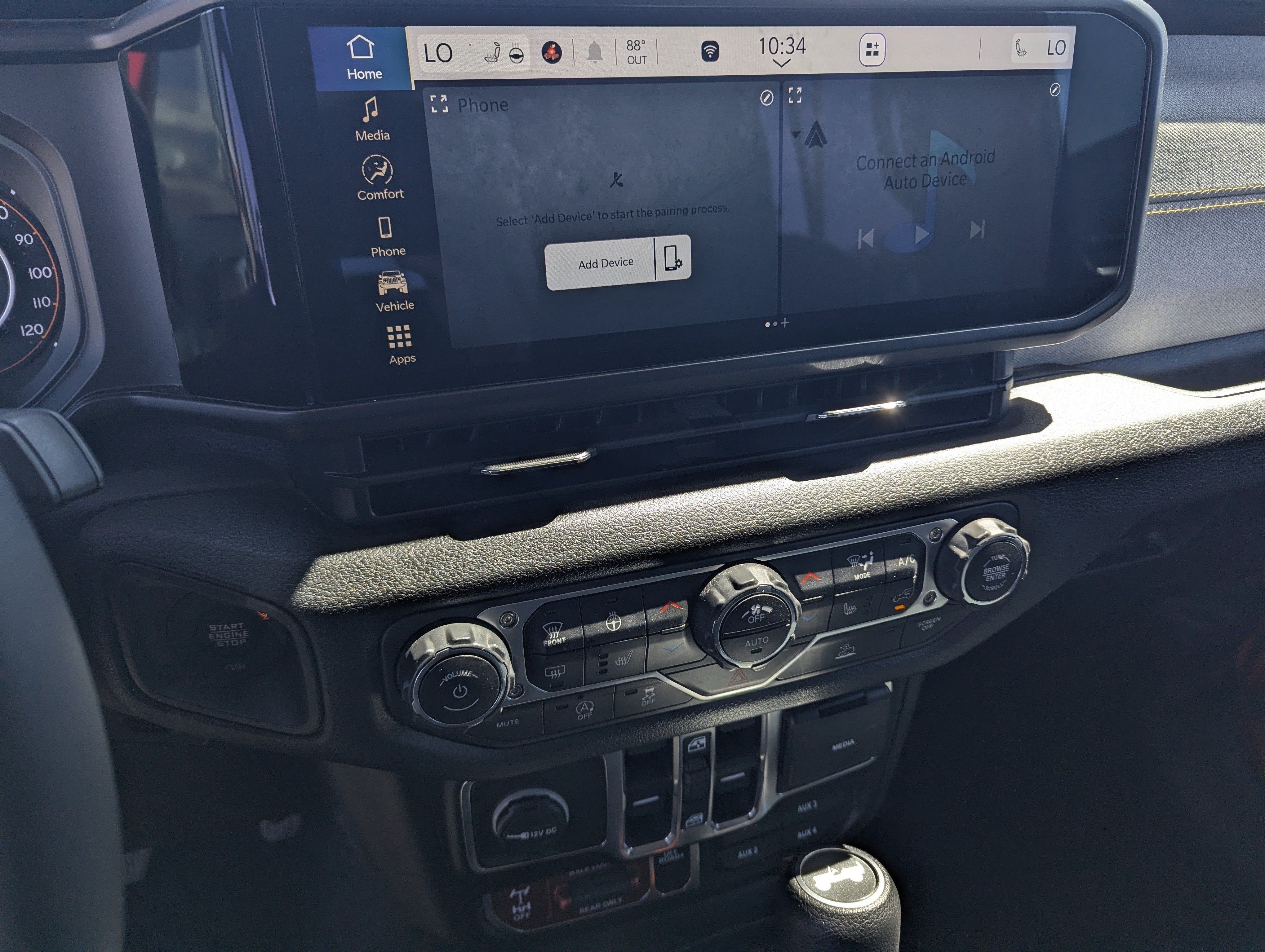2025 Jeep Wrangler 4-Door Willys 4x4