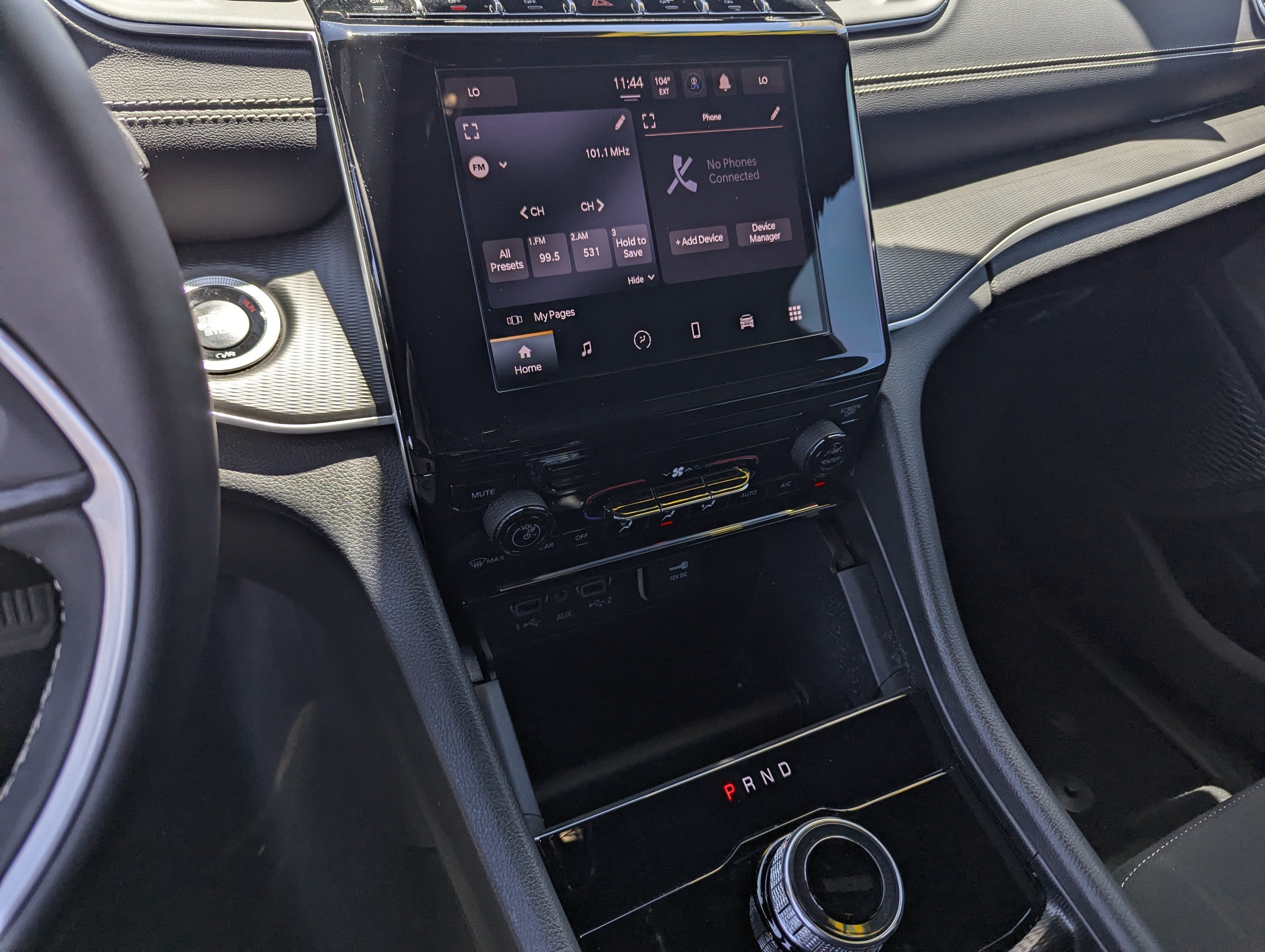 2025 Jeep Grand Cherokee Laredo 4x2