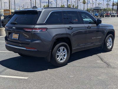 2025 Jeep Grand Cherokee Laredo 4x2