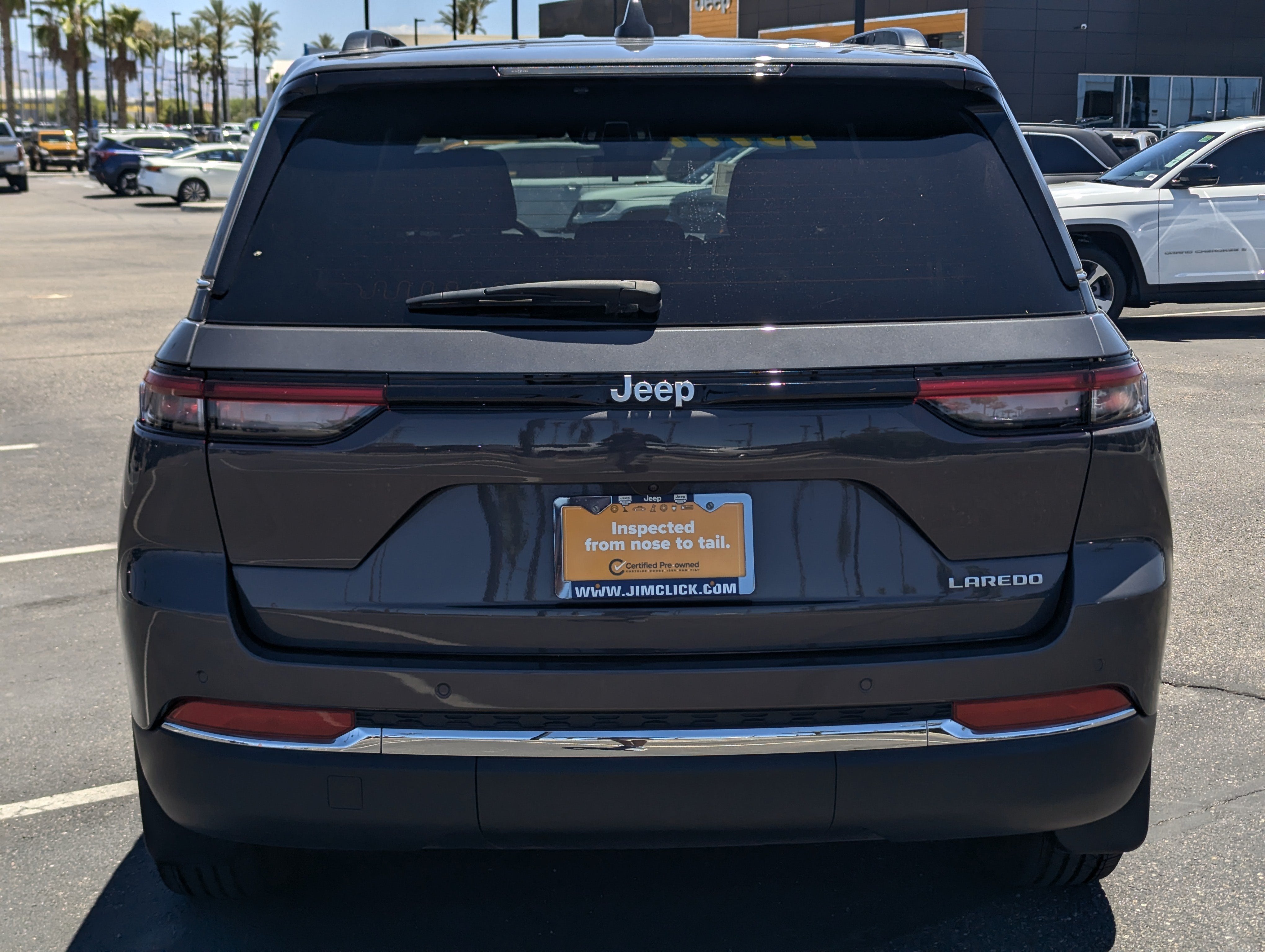 2025 Jeep Grand Cherokee Laredo 4x2