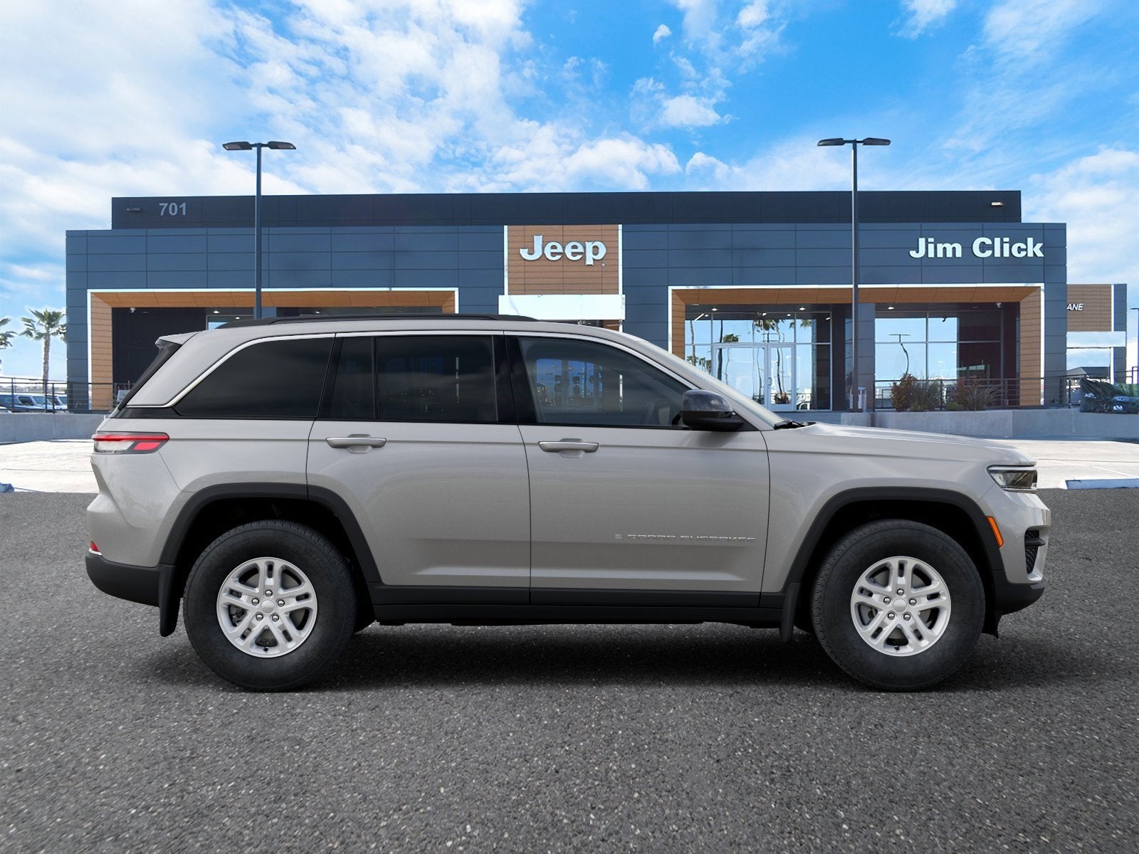 2025 Jeep Grand Cherokee Laredo