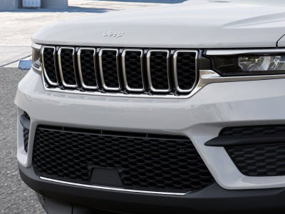 2025 Jeep Grand Cherokee Base