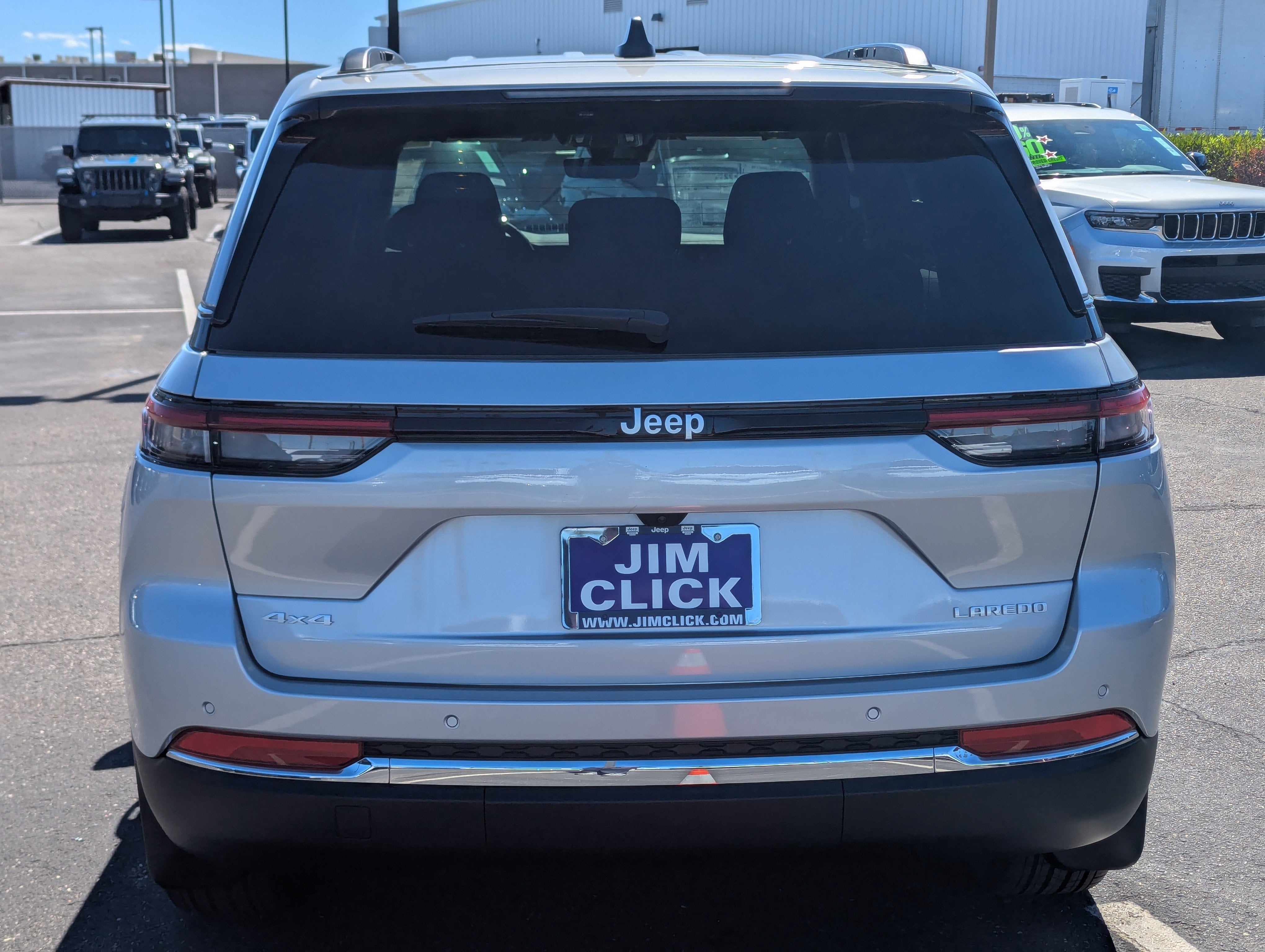 2025 Jeep Grand Cherokee Laredo X