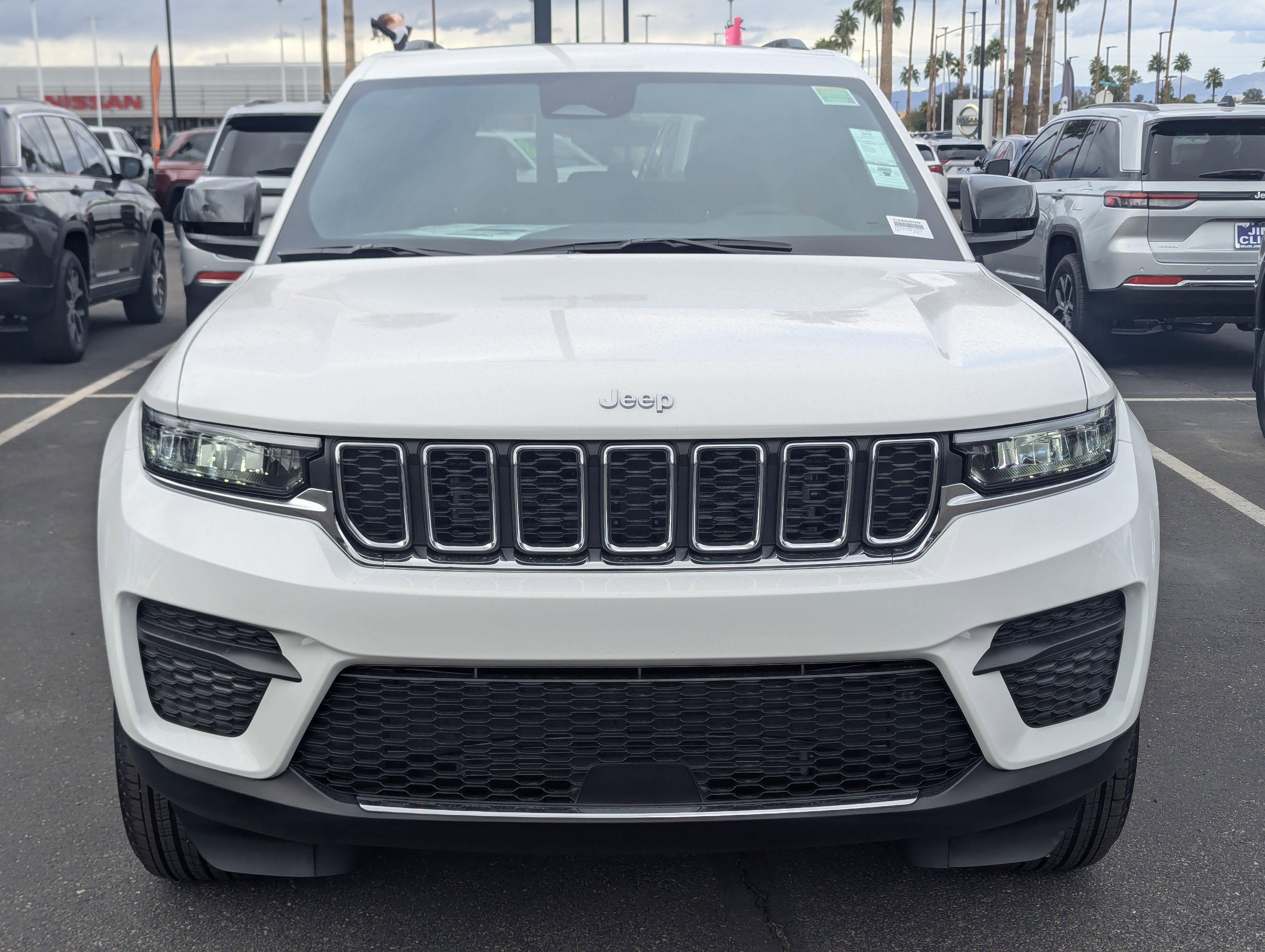 2025 Jeep Grand Cherokee Laredo X