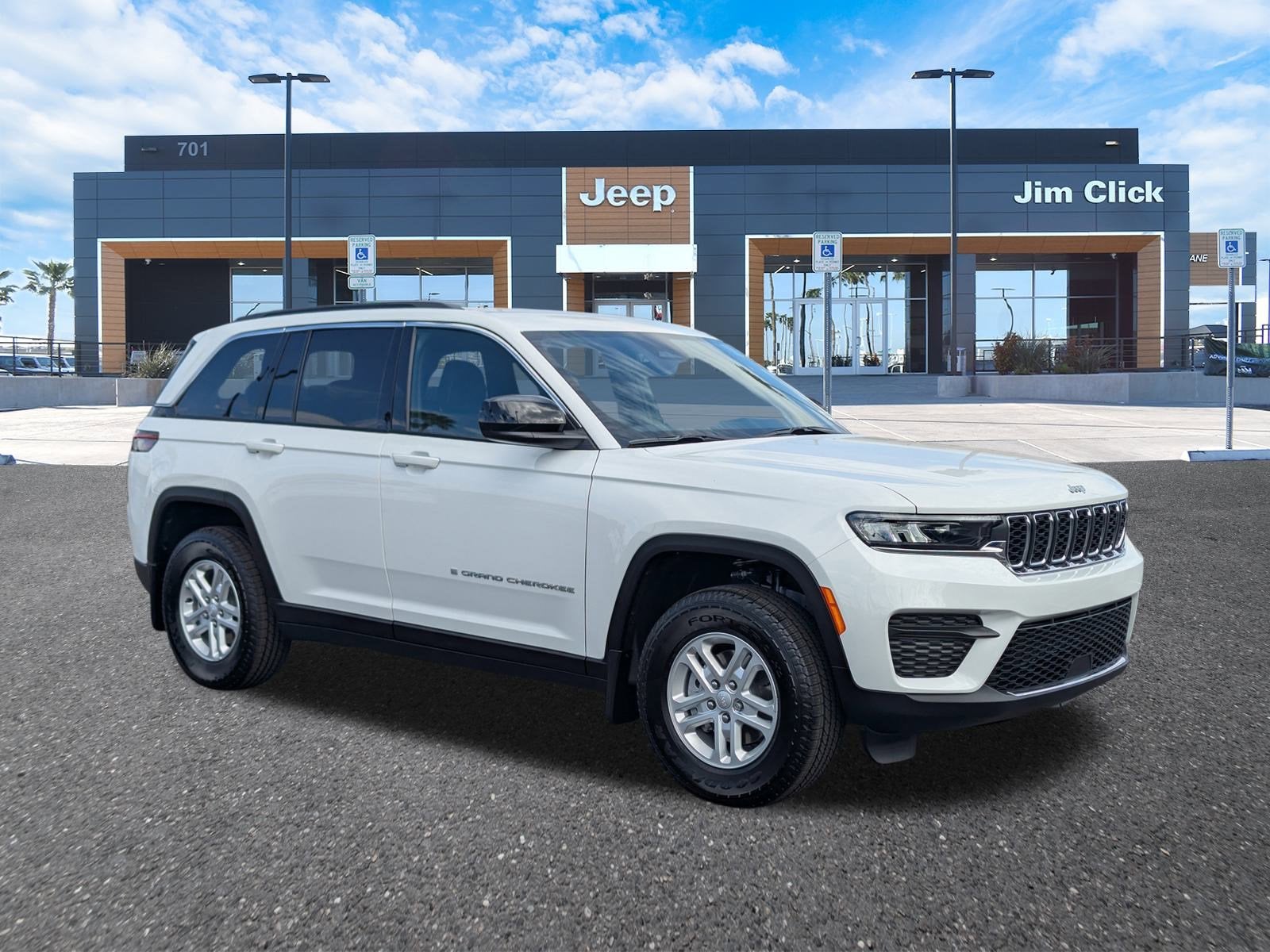 2025 Jeep Grand Cherokee Laredo