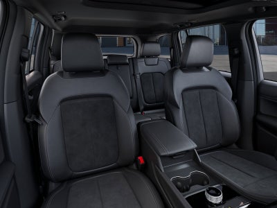 2025 Jeep Grand Cherokee Base