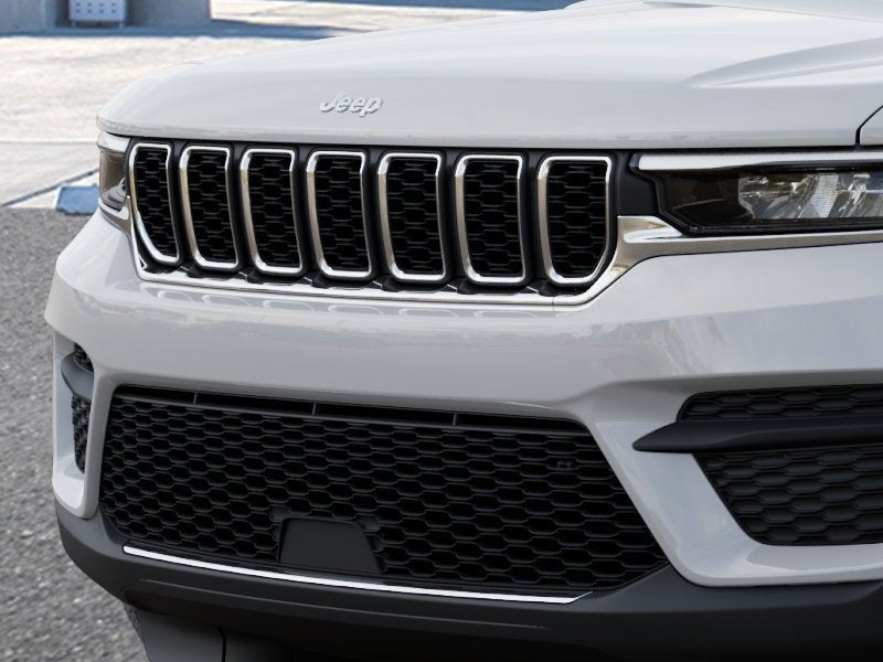 2026 Jeep Grand Cherokee GRAND CHEROKEE LAREDO X 4X4