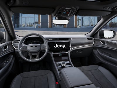 2026 Jeep Grand Cherokee Laredo Altitude