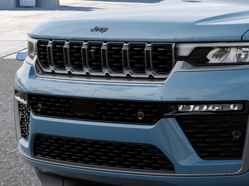 2026 Jeep Grand Cherokee GRAND CHEROKEE SUMMIT 4X4