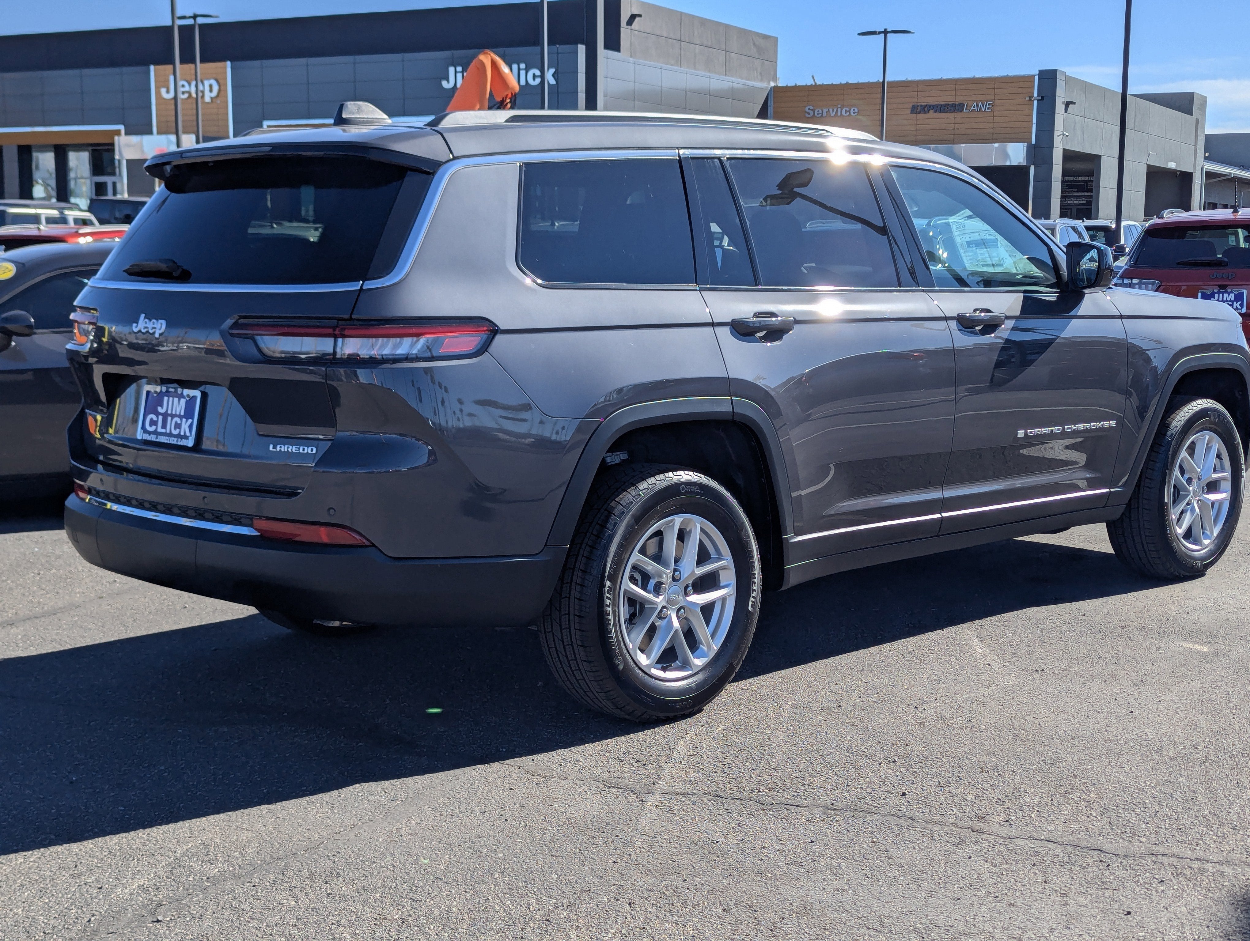 2025 Jeep Grand Cherokee L Laredo