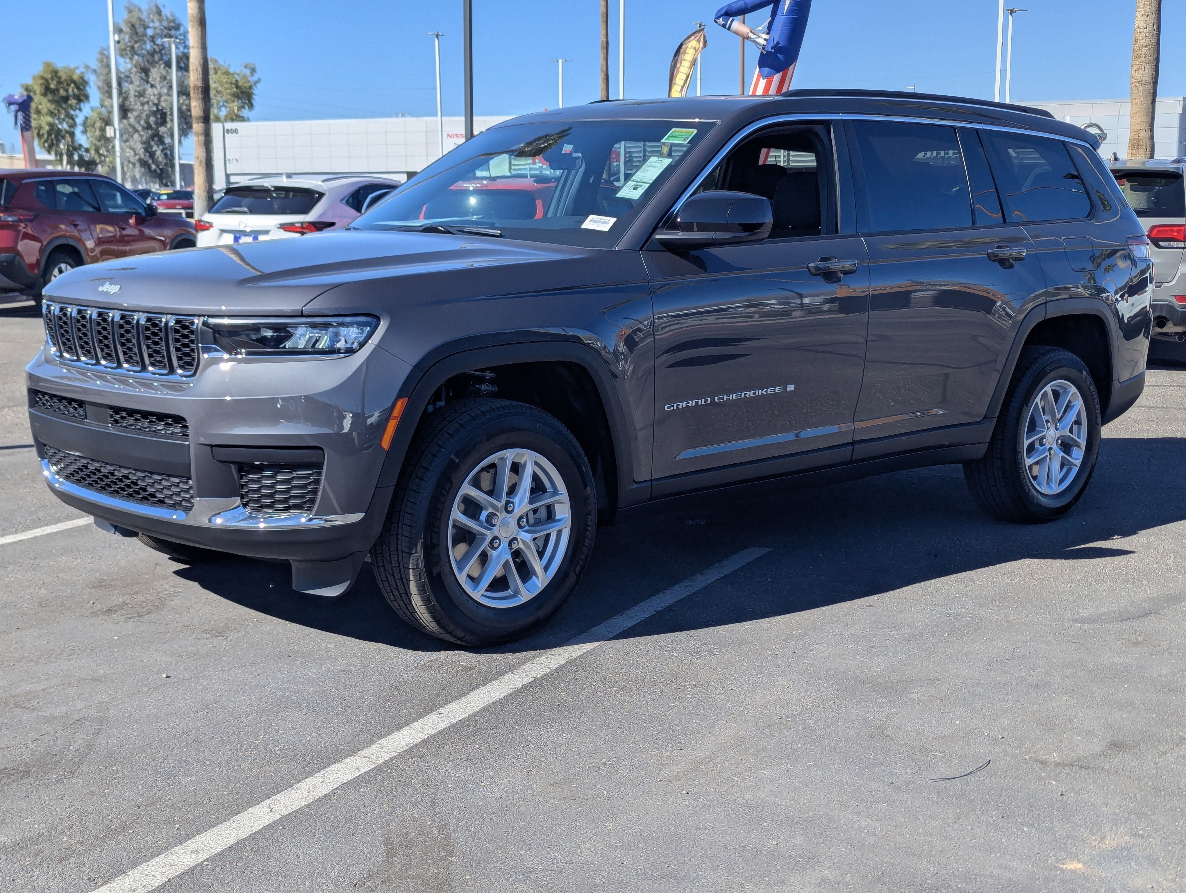 2025 Jeep Grand Cherokee L Laredo
