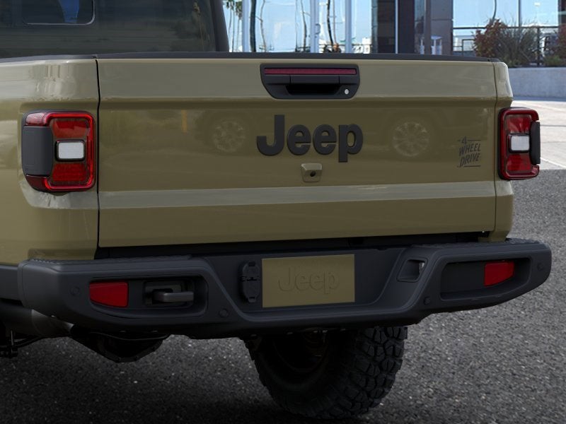 2026 Jeep Gladiator Base