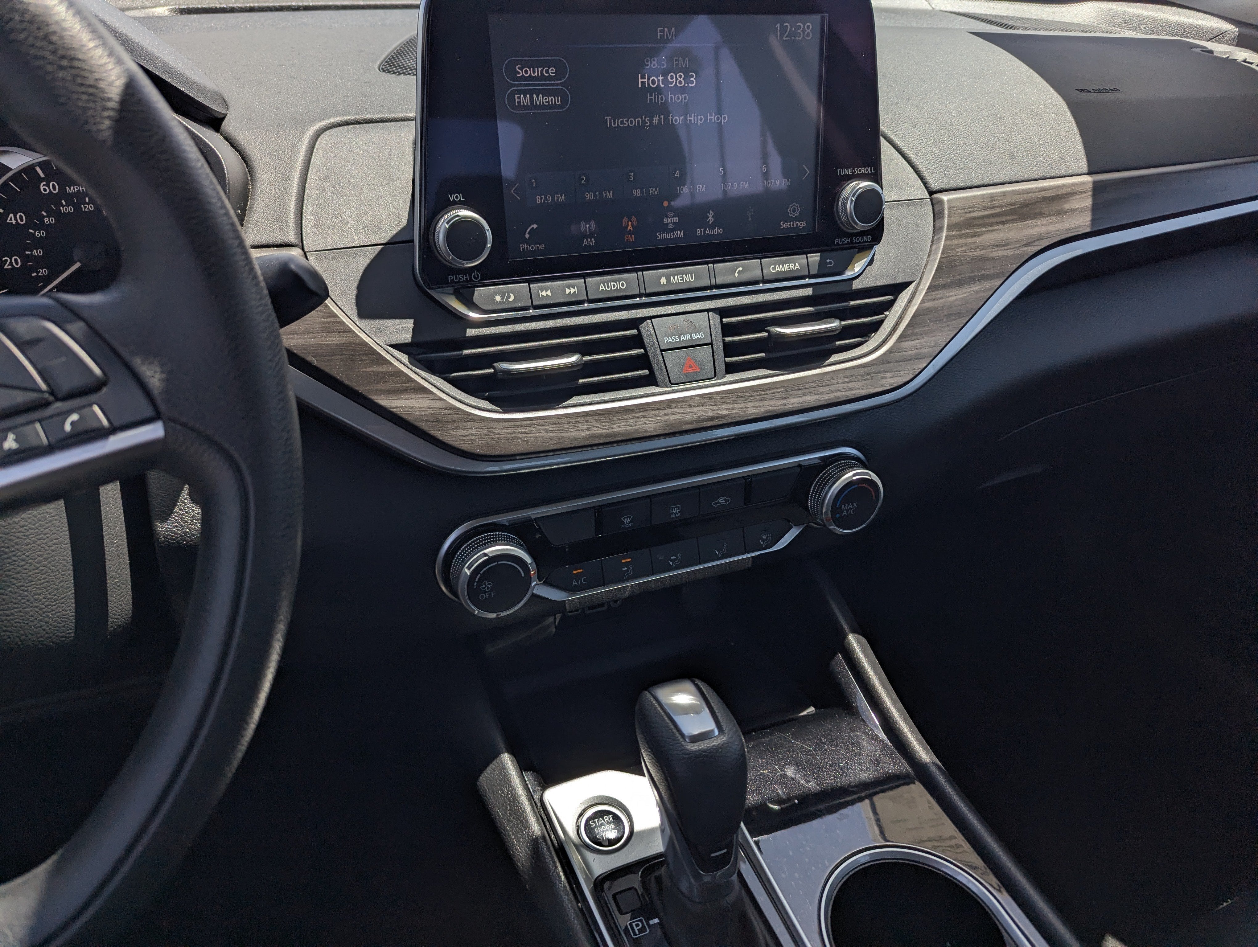 2024 Nissan Altima SV FWD