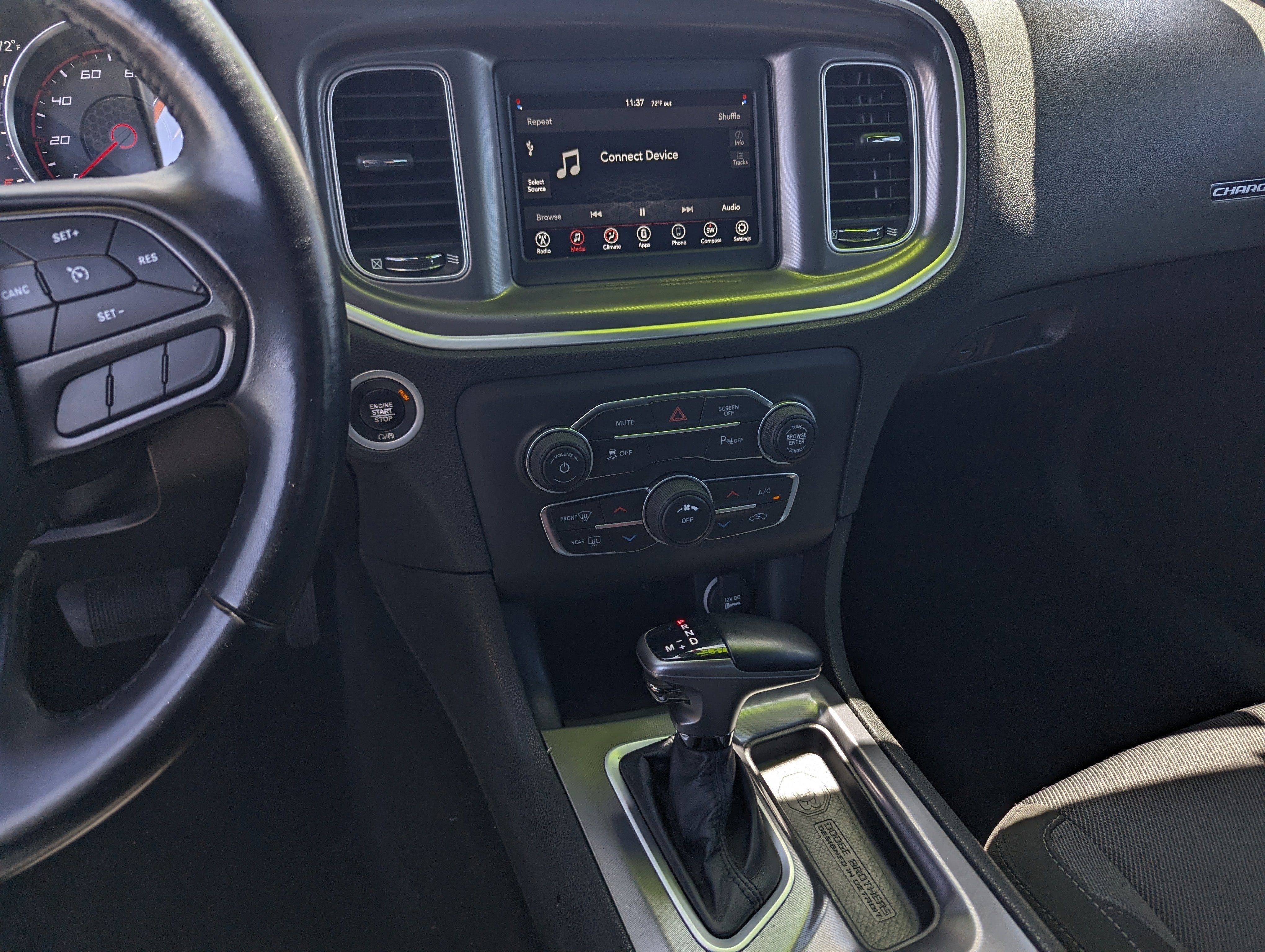 2022 Dodge Charger SXT RWD