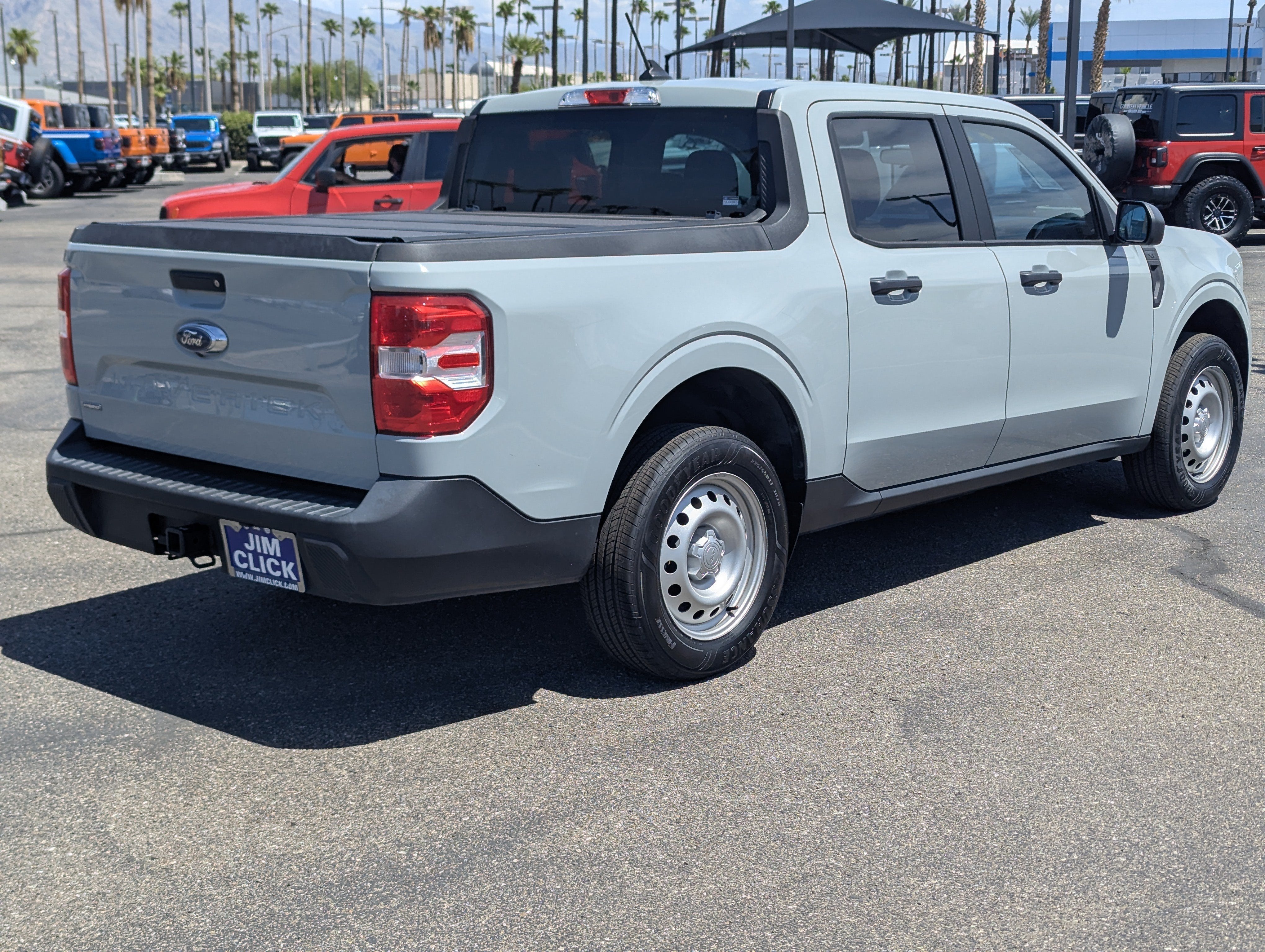 2024 Ford Maverick XL