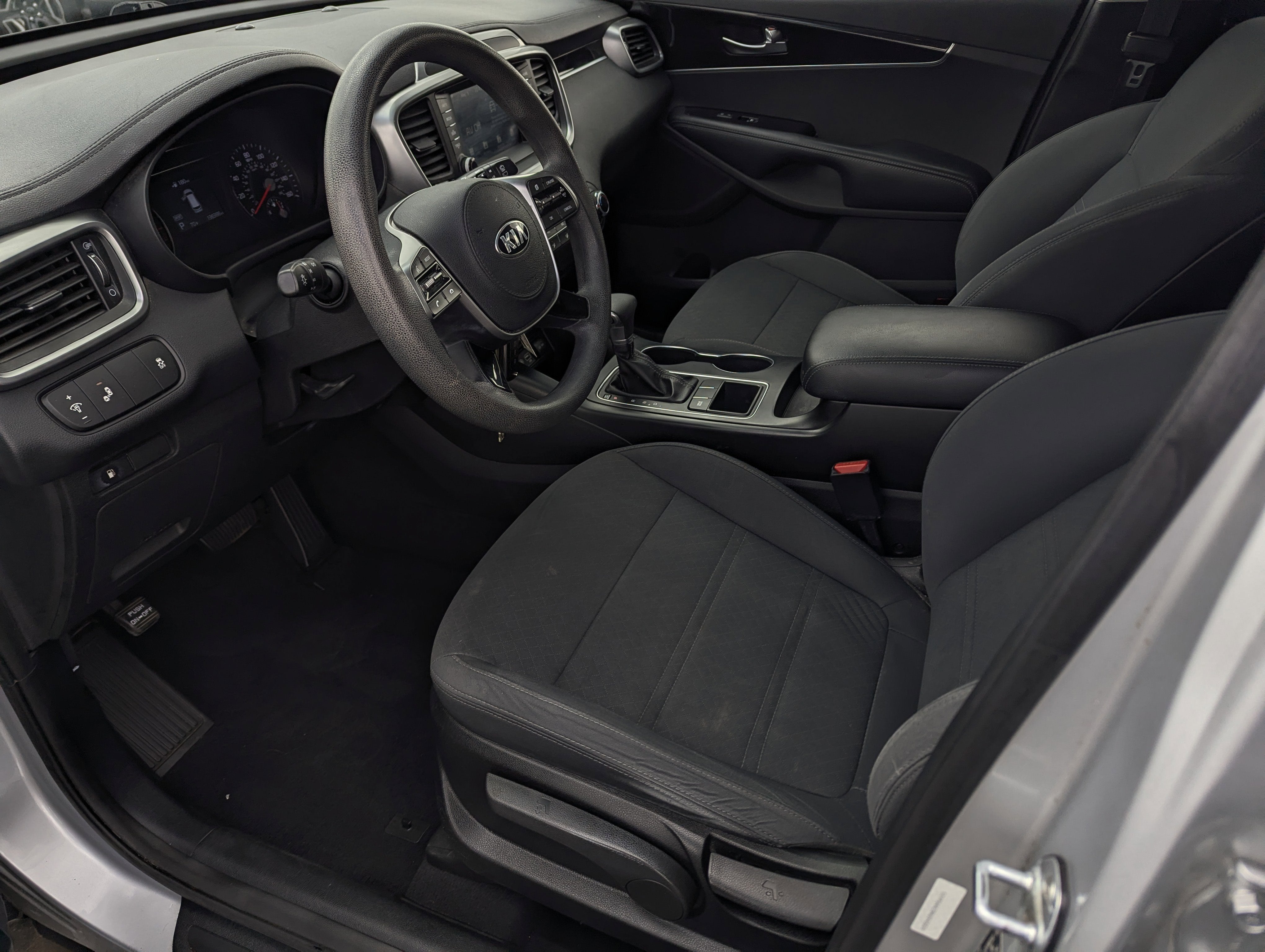 2019 Kia Sorento 2.4L LX