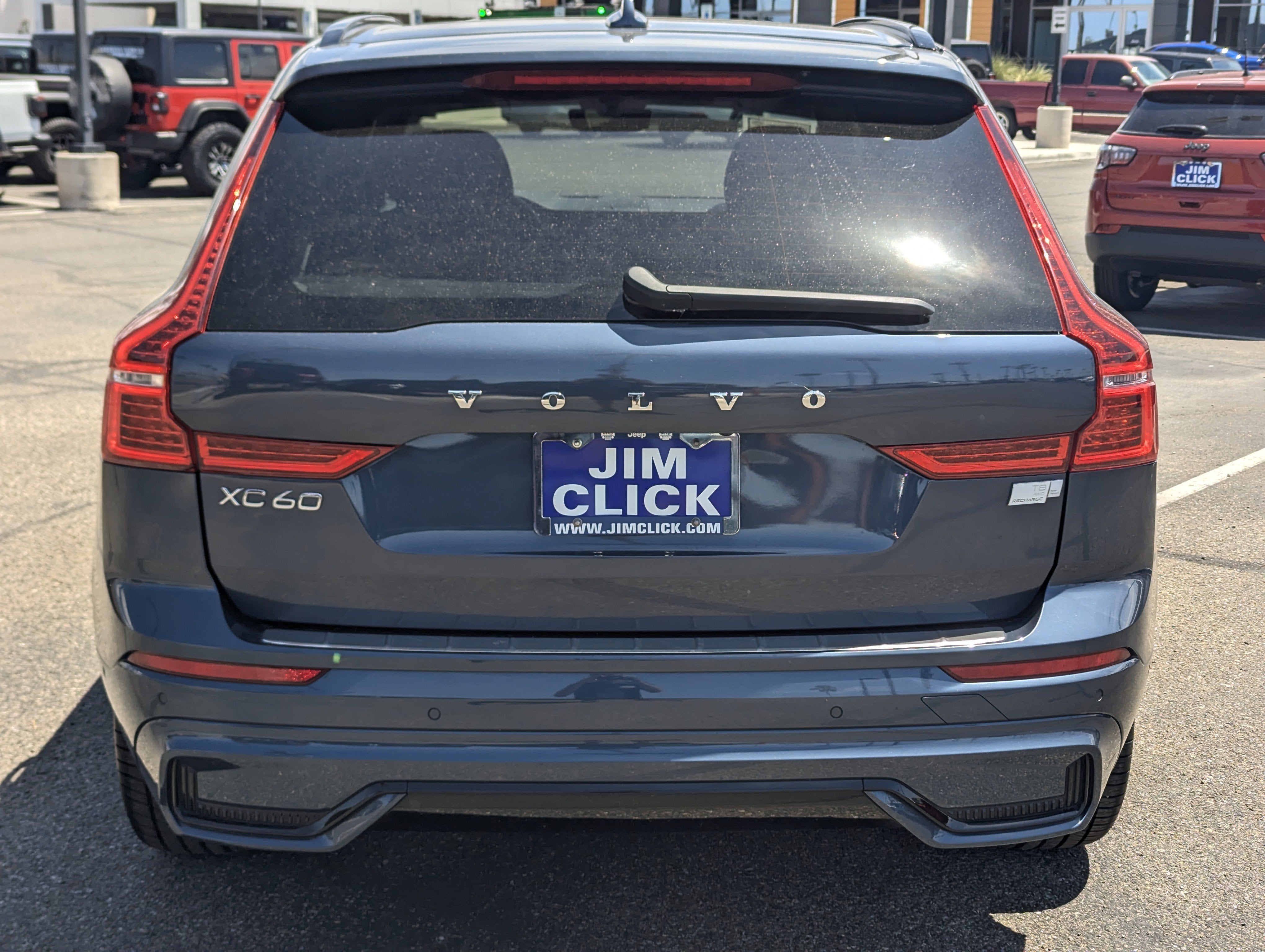 2022 Volvo XC60 Recharge Plug-In Hybrid T8 R-Design