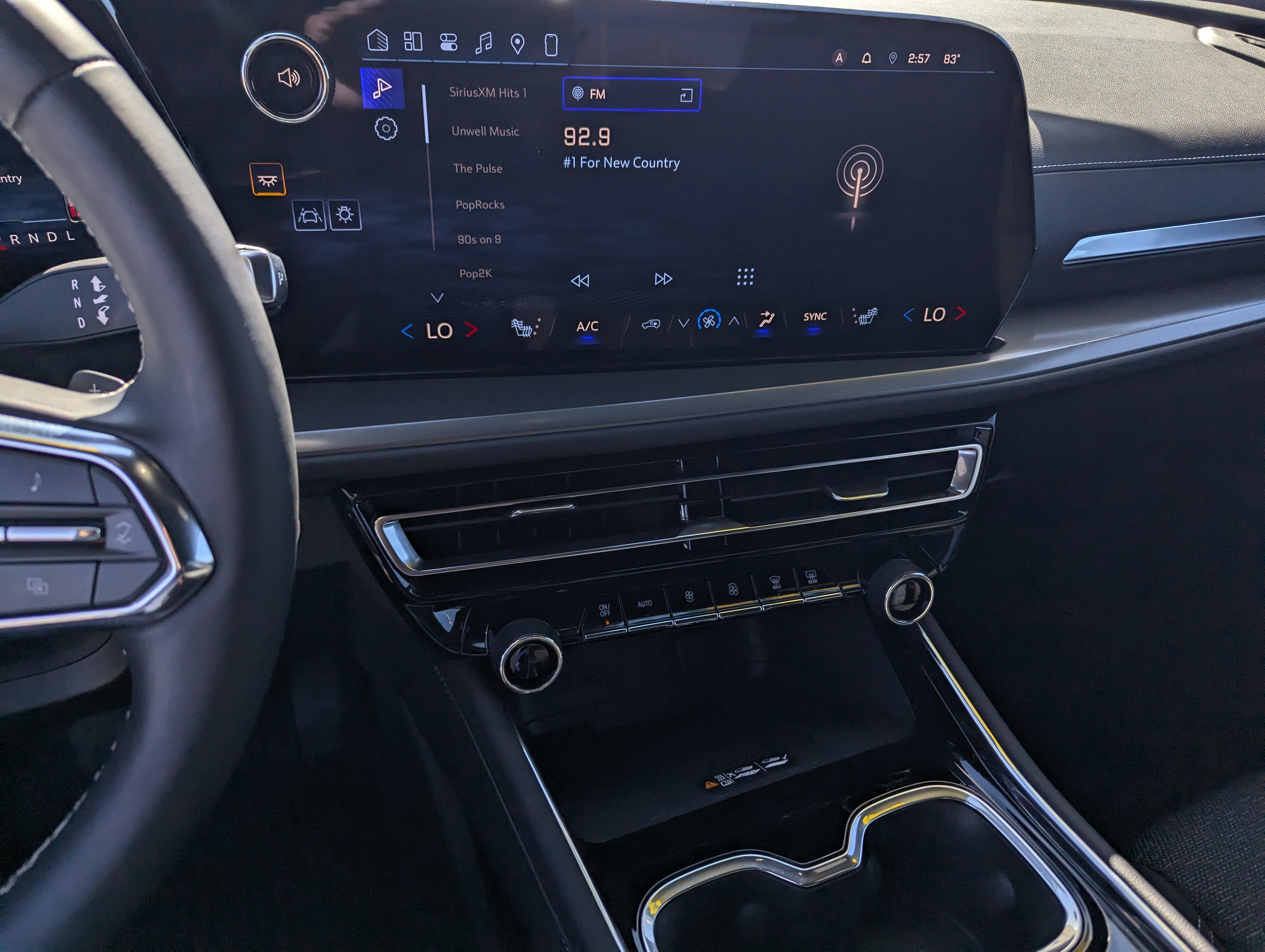 2026 Chevrolet Traverse AWD LT