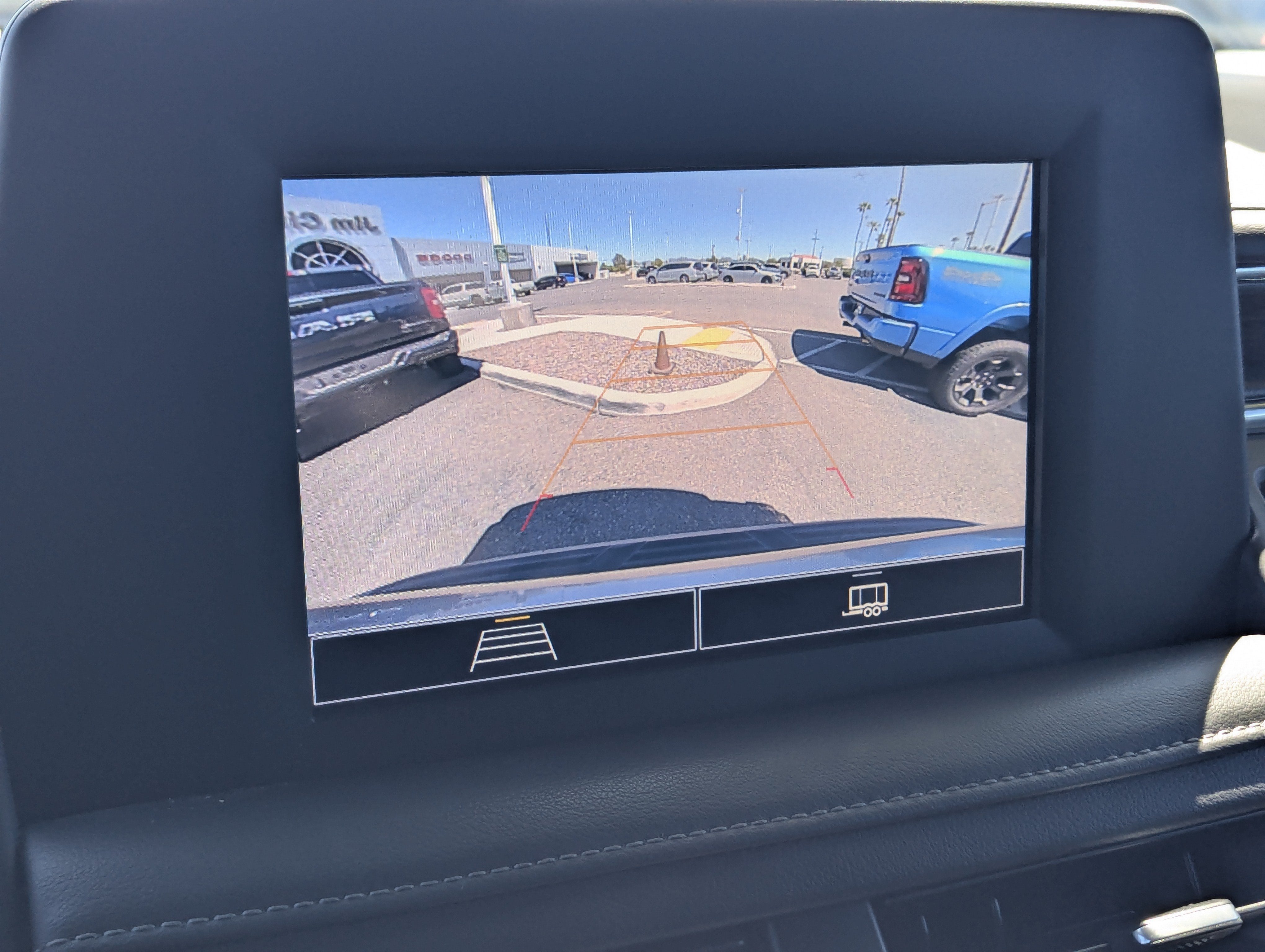 2023 Chevrolet Suburban LS