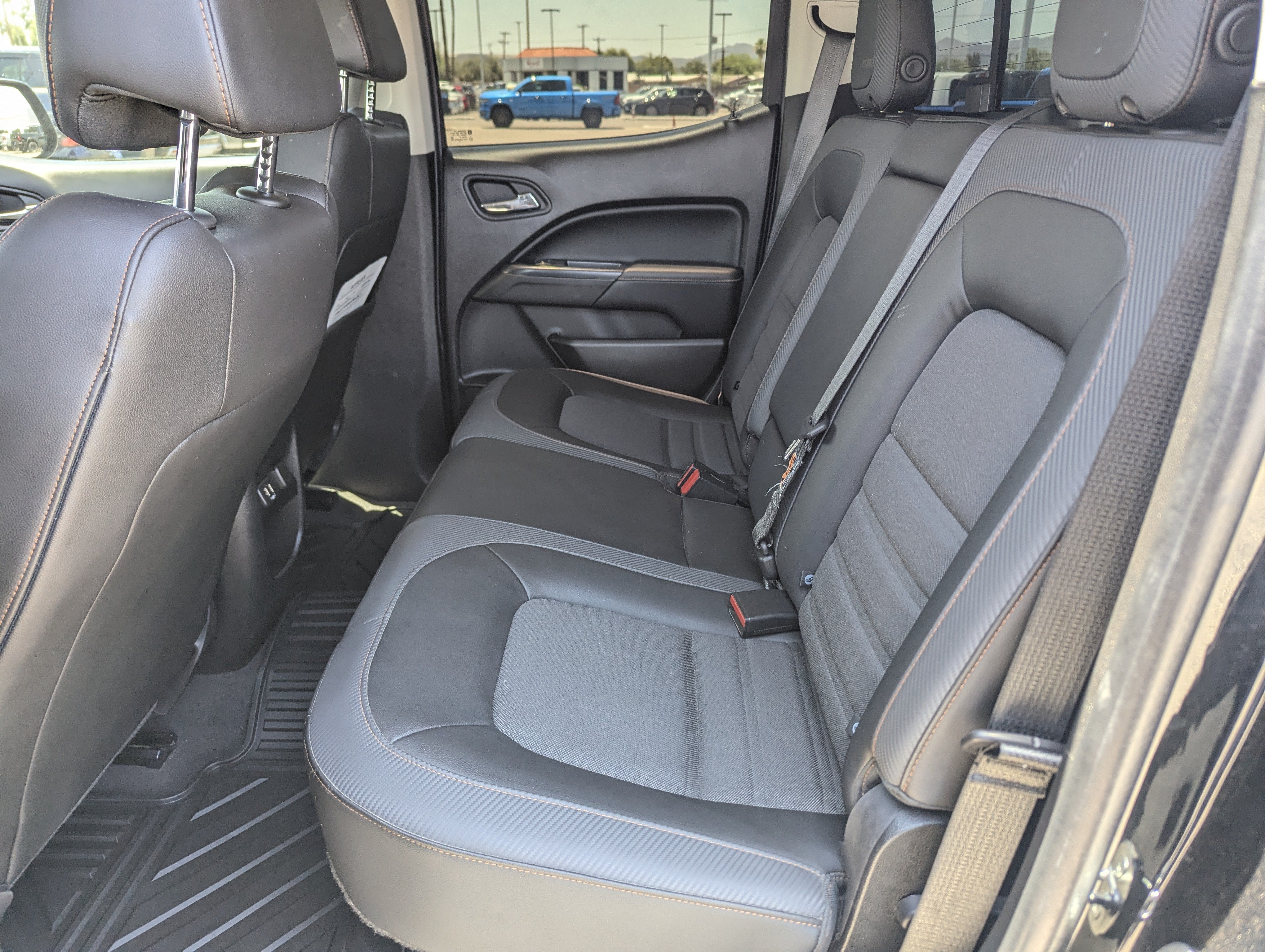 2021 GMC Canyon 4WD AT4 w/Cloth