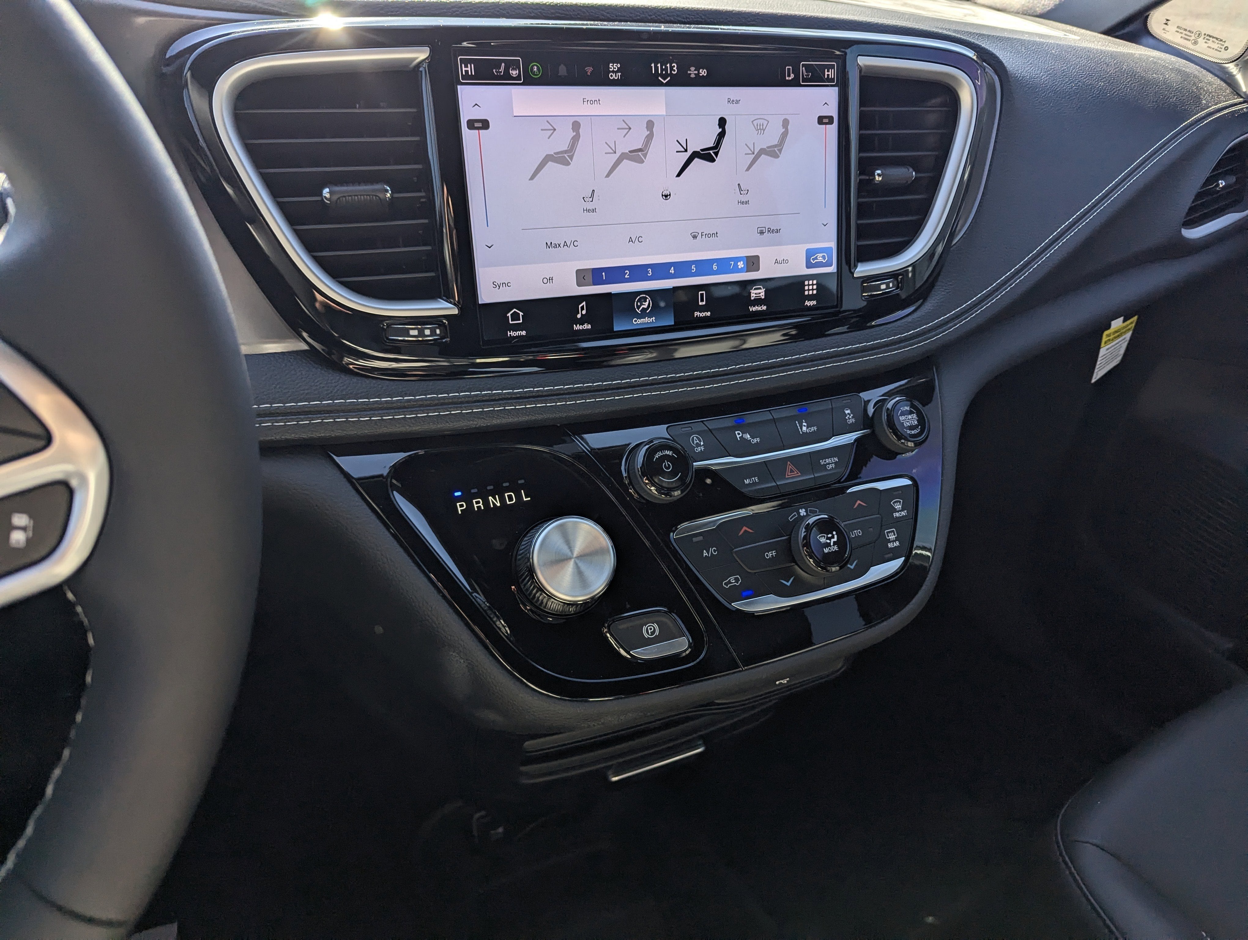 2026 Chrysler Pacifica Select