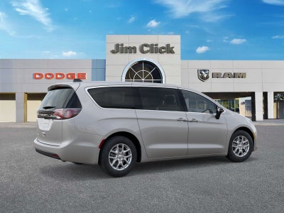 2026 Chrysler Voyager LX