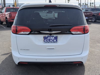 2026 Chrysler Voyager LX