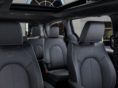 2027 Chrysler Pacifica Limited