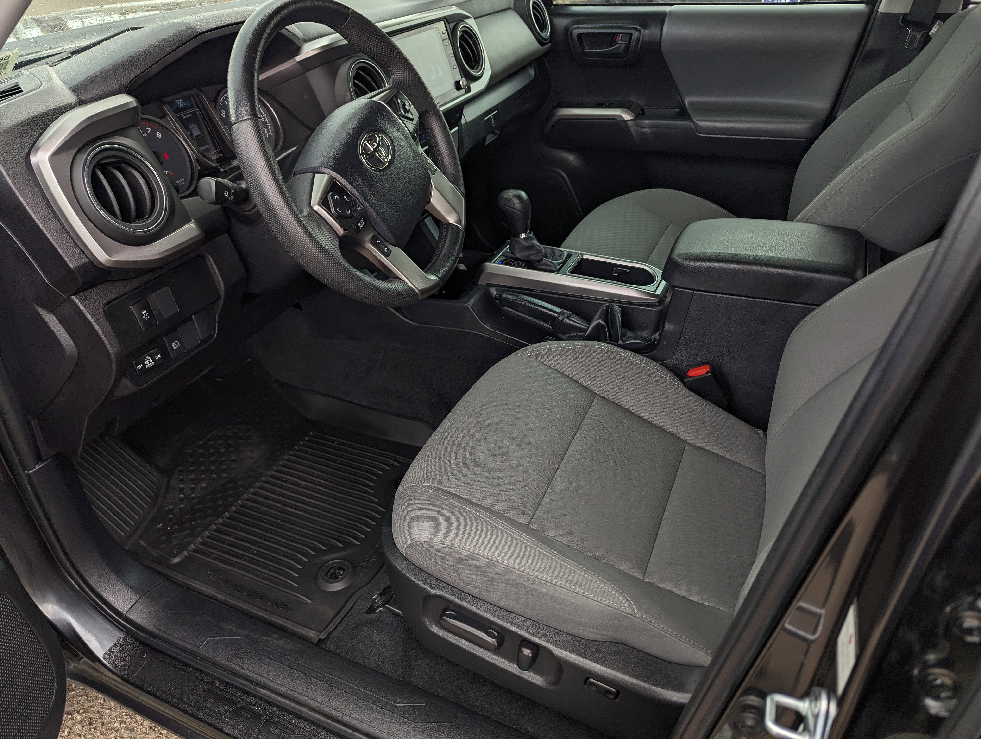 2023 Toyota Tacoma 4WD SR5