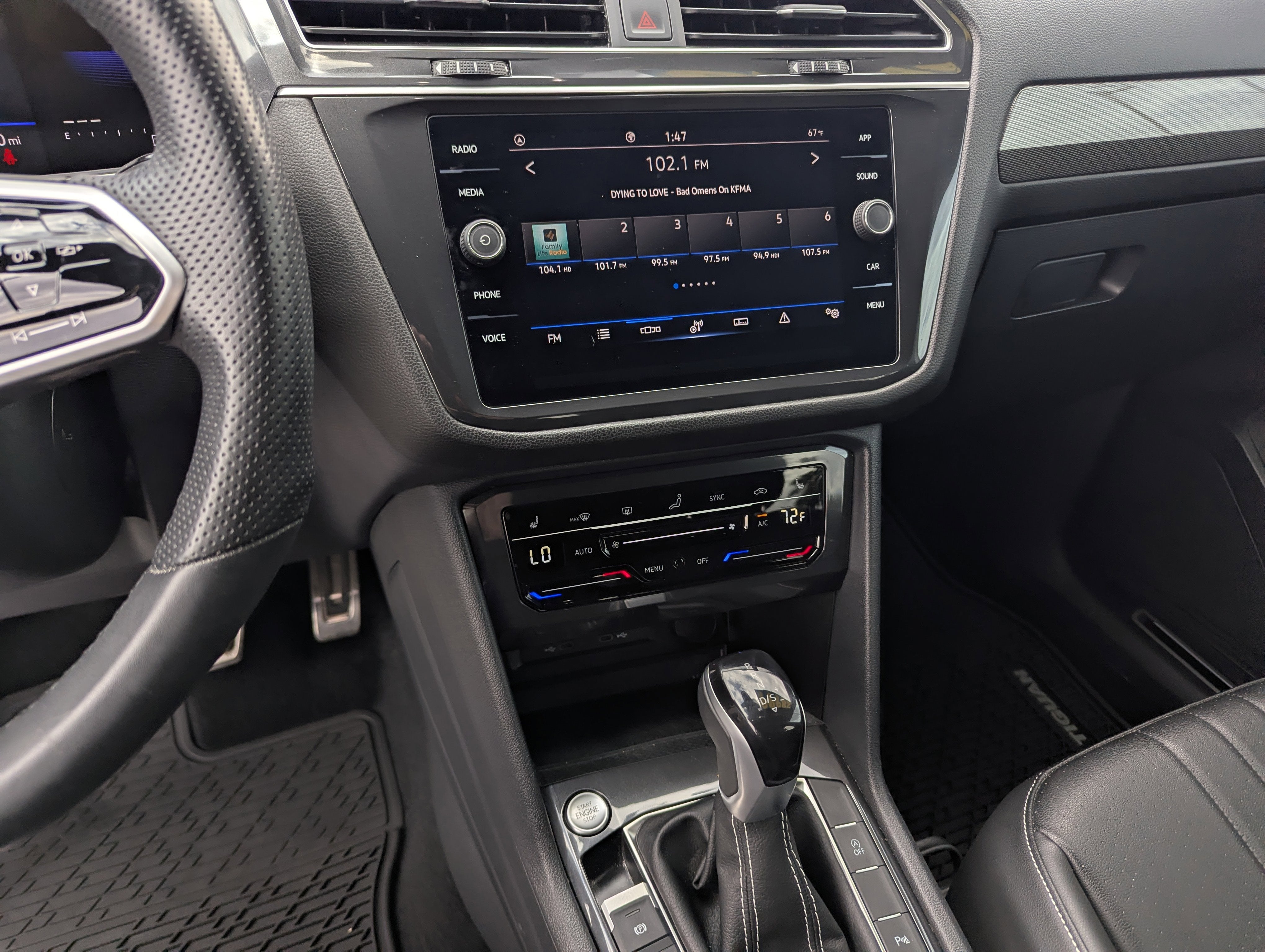 2023 Volkswagen Tiguan SE R-Line Black