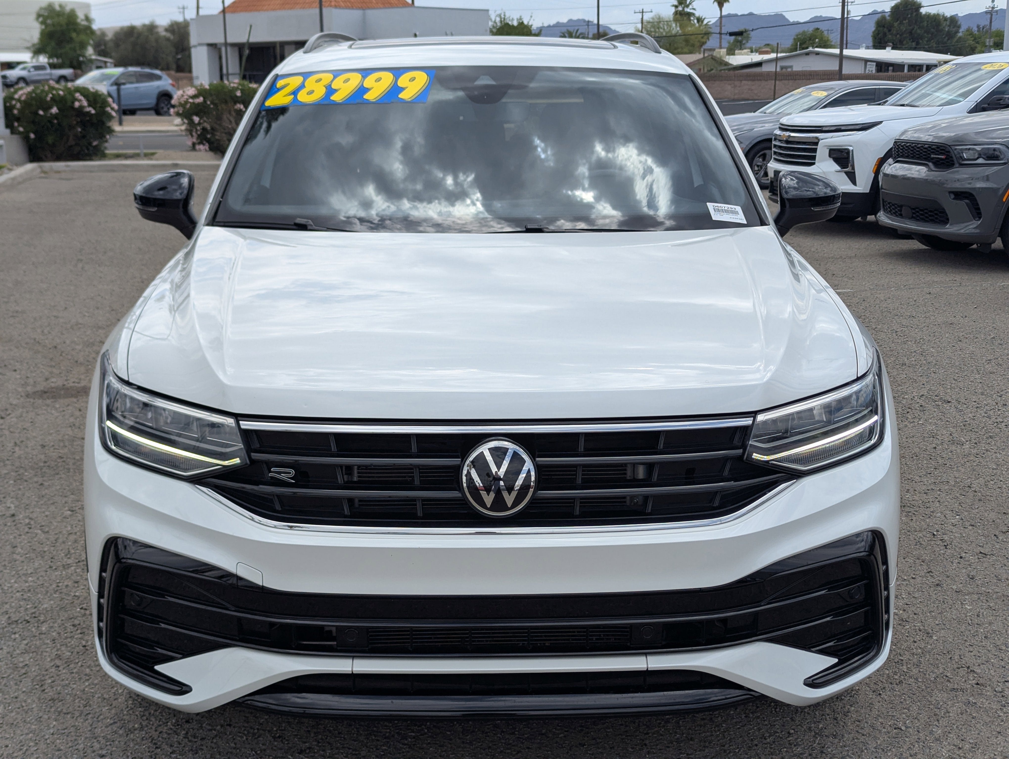 2023 Volkswagen Tiguan SE R-Line Black