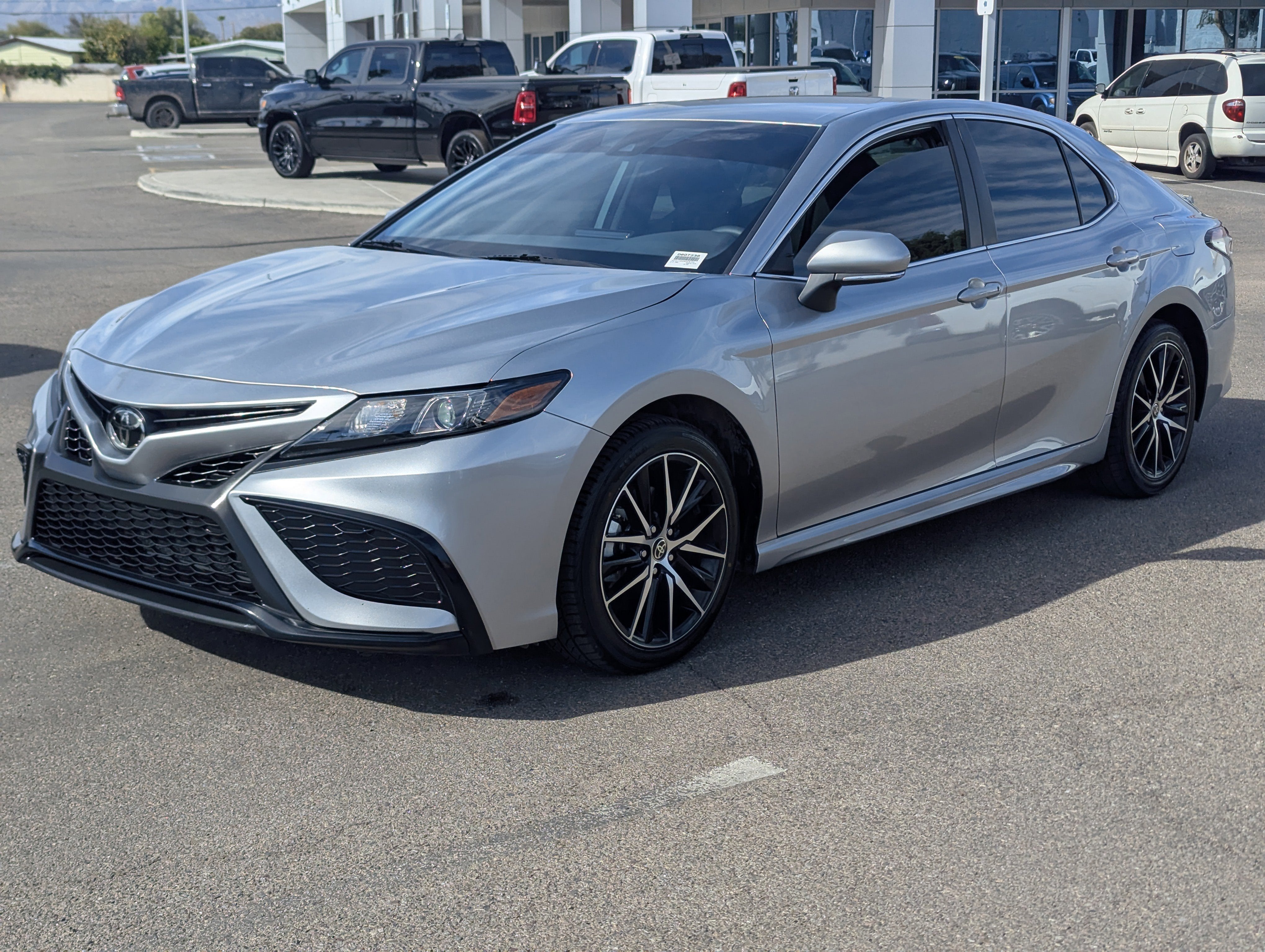 2024 Toyota Camry SE