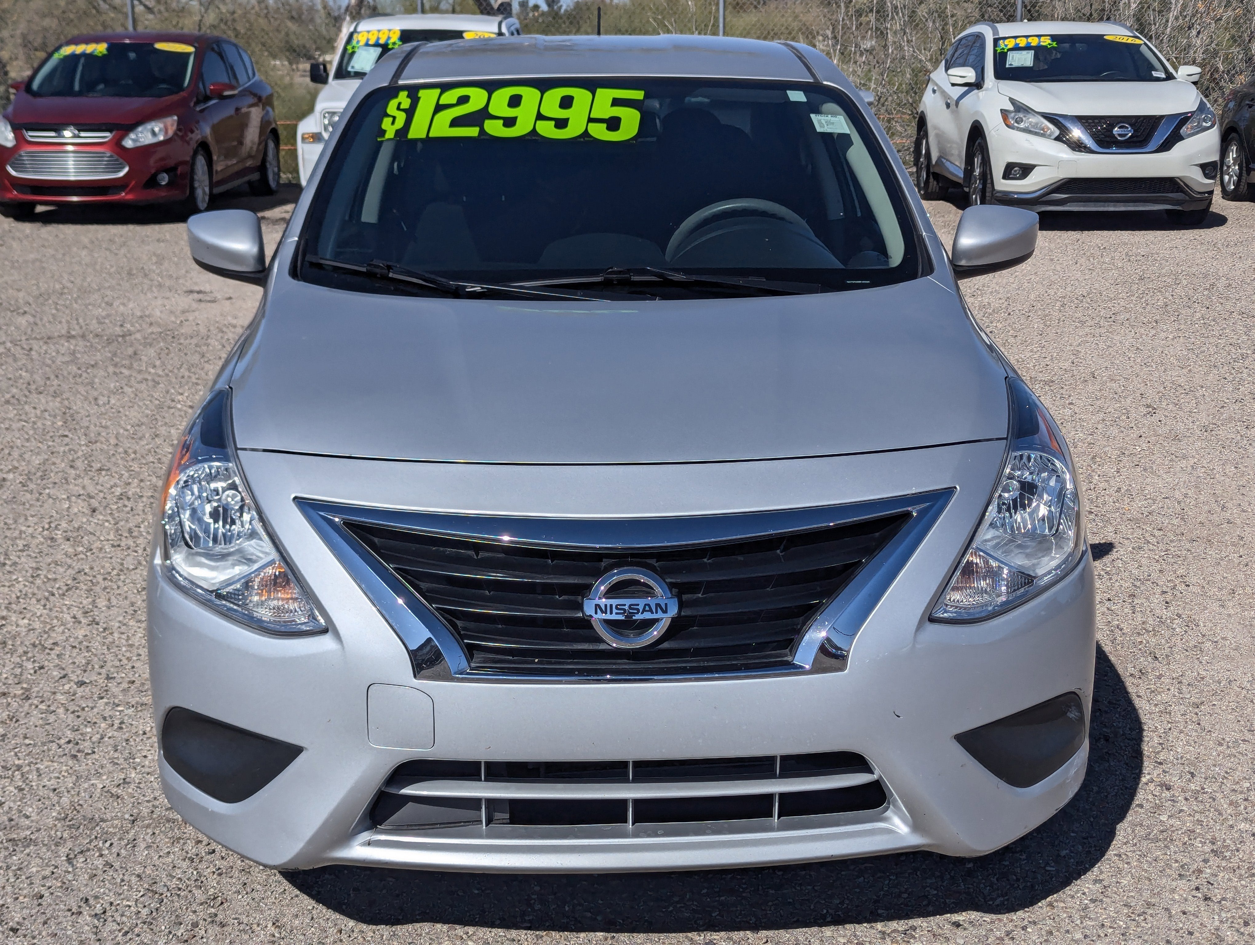 2015 Nissan Versa SV