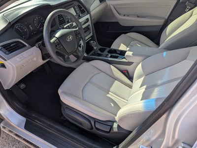 2016 Hyundai Sonata Hybrid SE