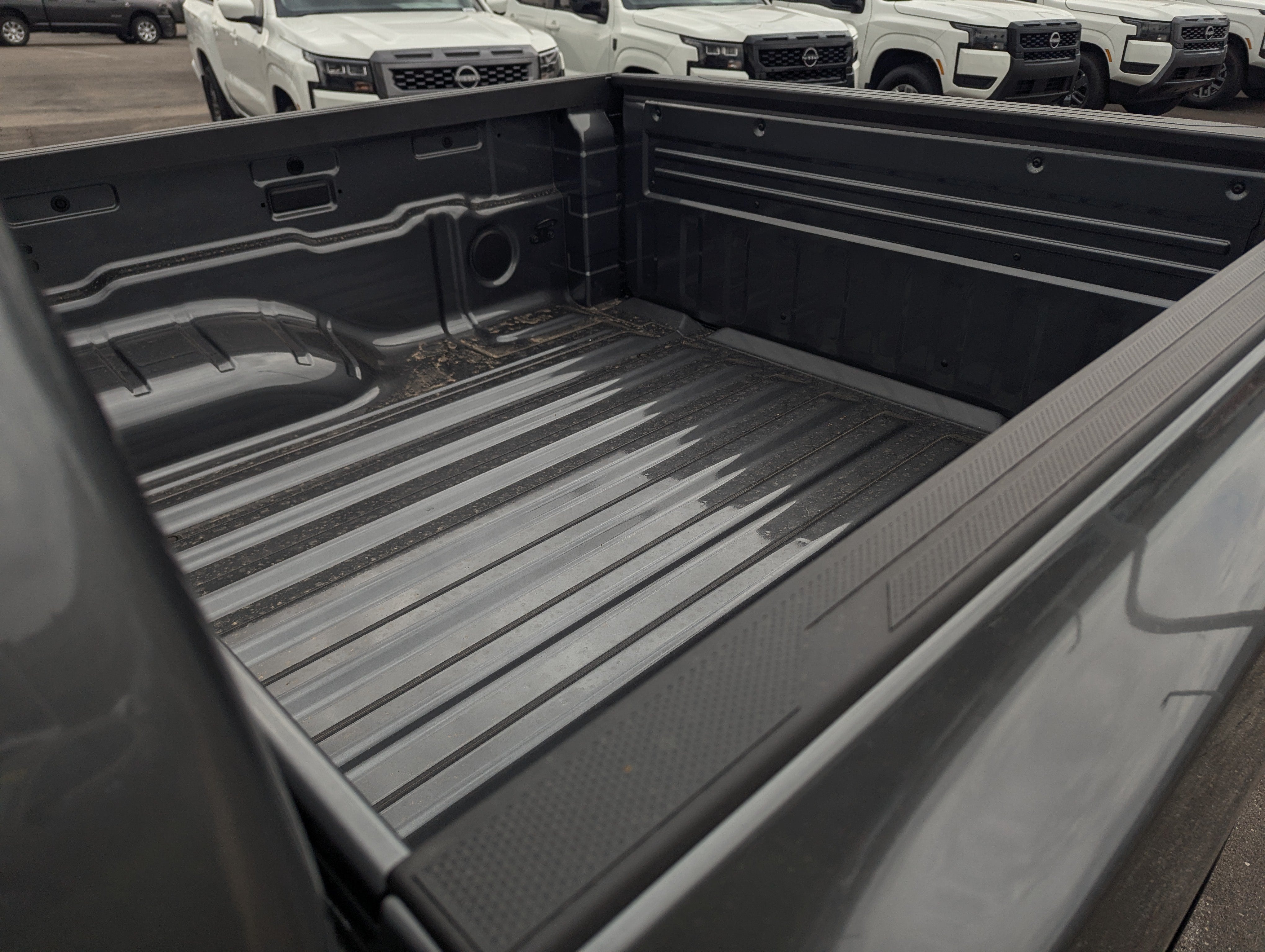 2027 Nissan Frontier SV