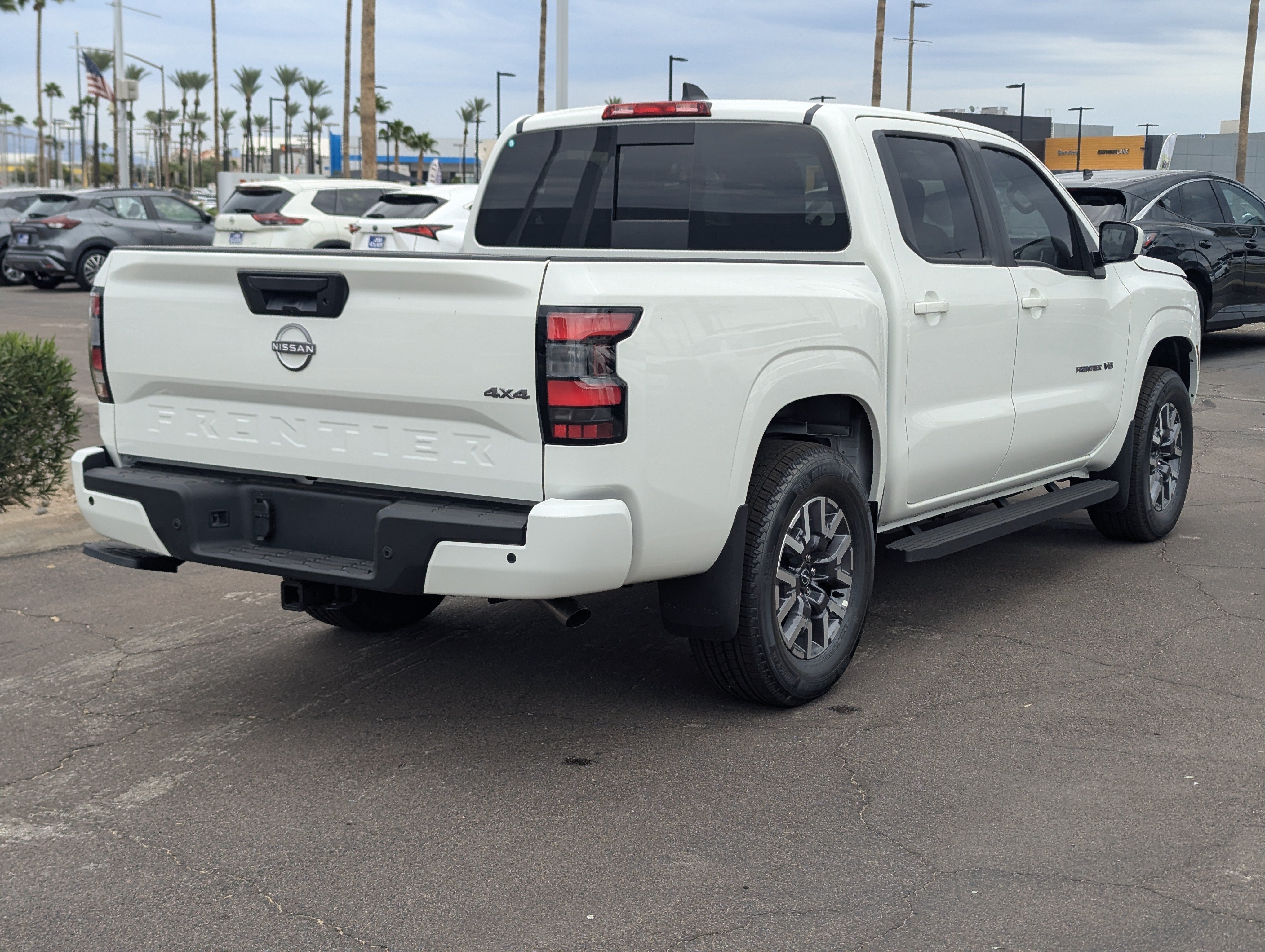 2027 Nissan Frontier SV
