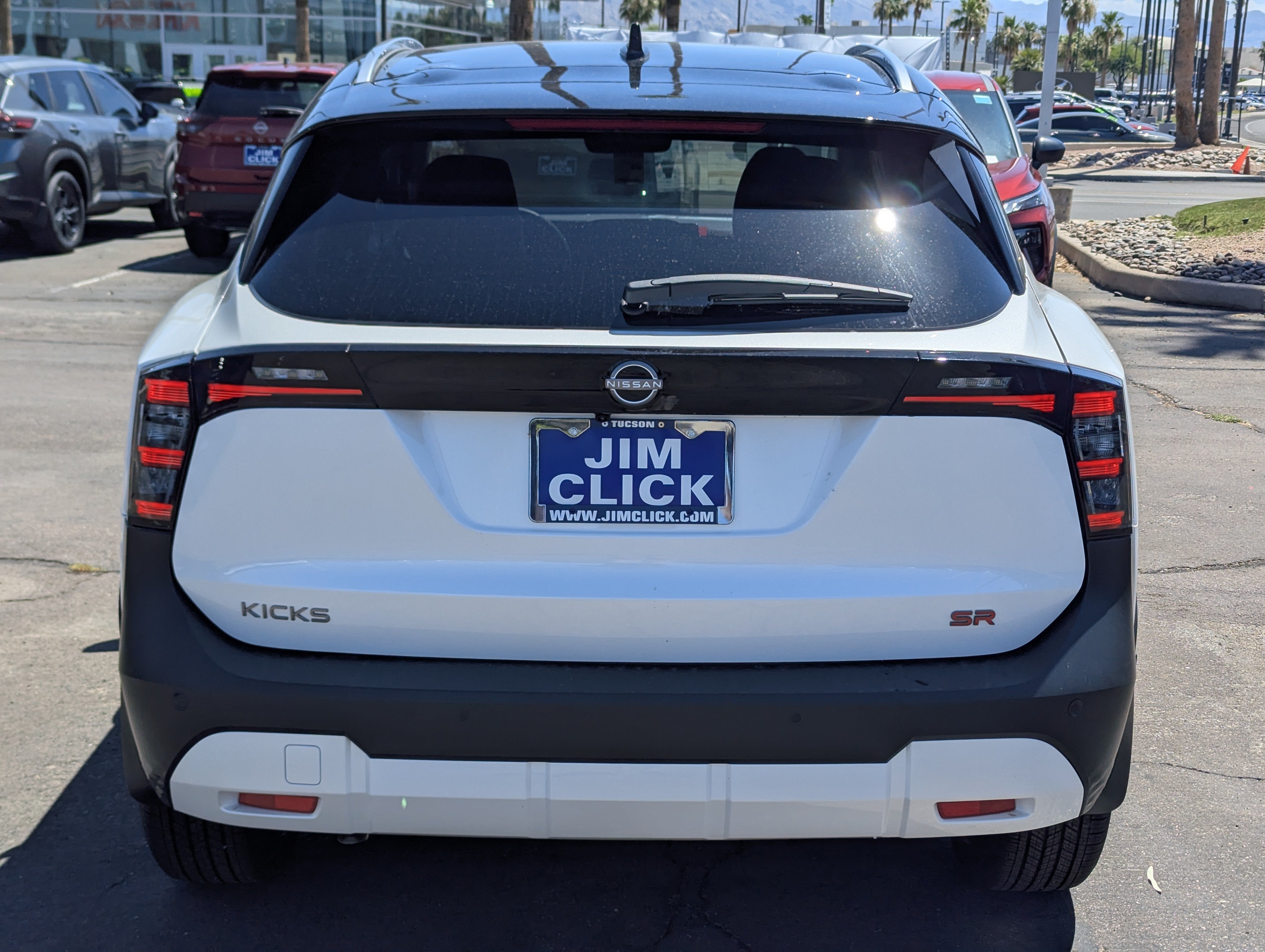 2026 Nissan Kicks SR