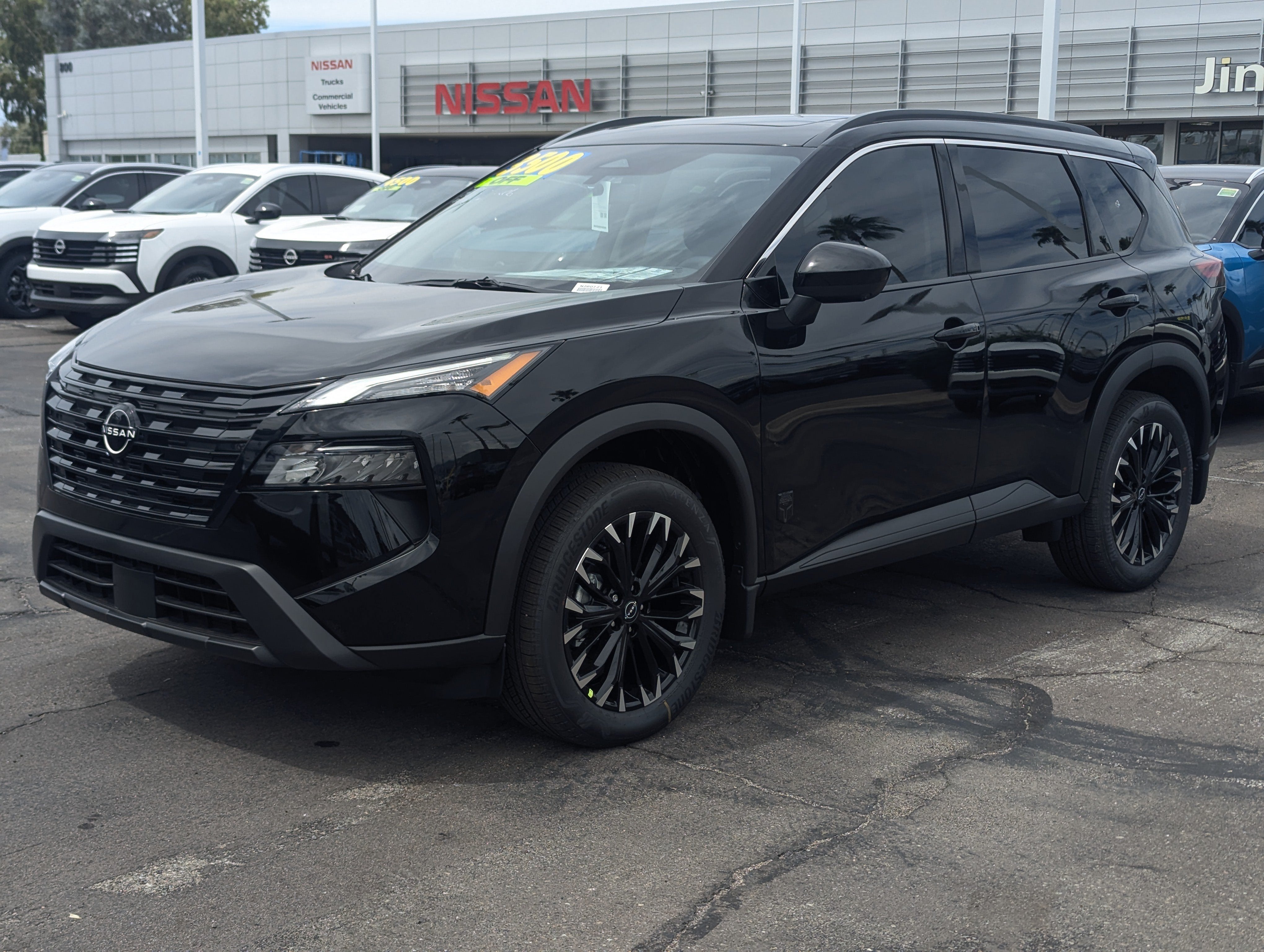 2026 Nissan Rogue Dark Armor